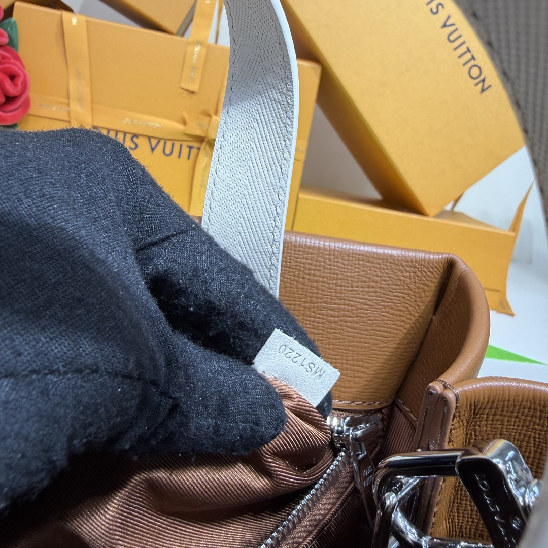 Tote Bag Cow Leather M-l-s
