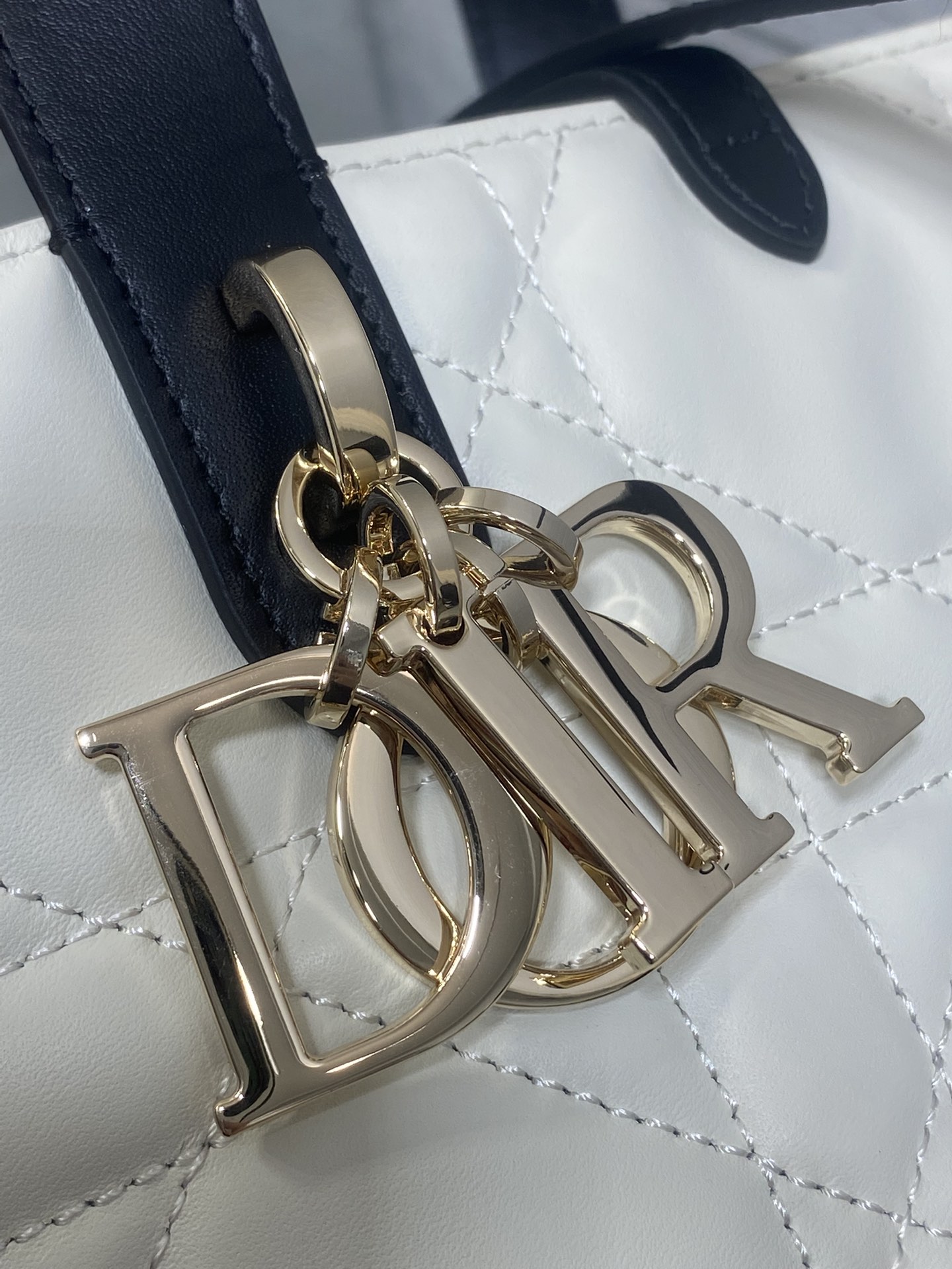Basic Bag Cow Leather Foldable 18cm-s