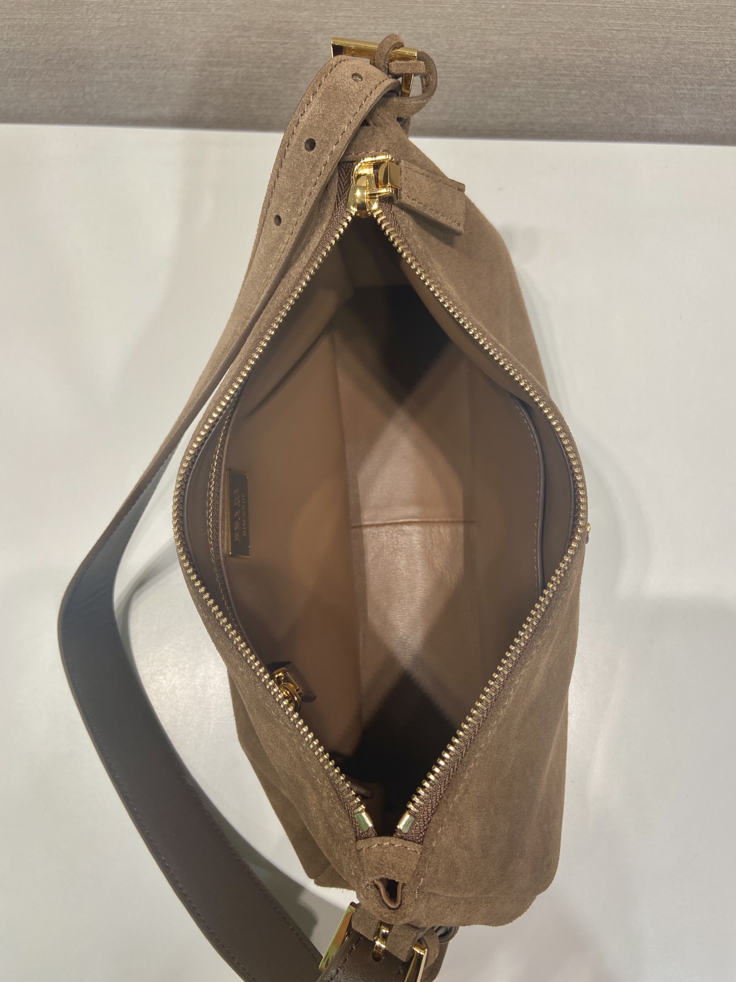 Prada Basic Bag M-10cm