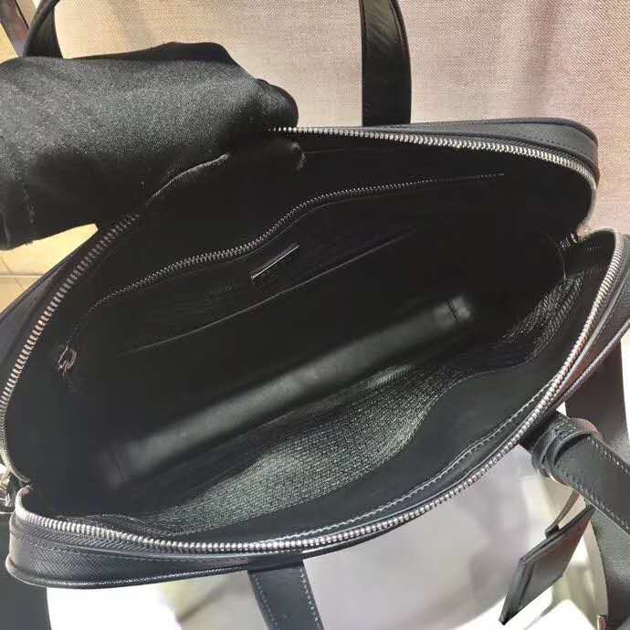 Prada Male Briefcase Cow Leather M-s