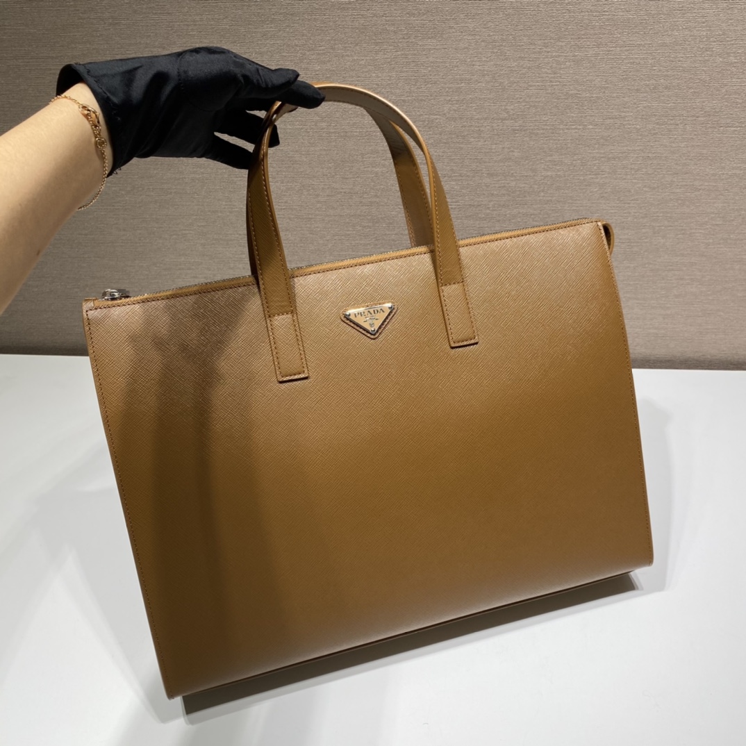 Prada Male Tote Bag M