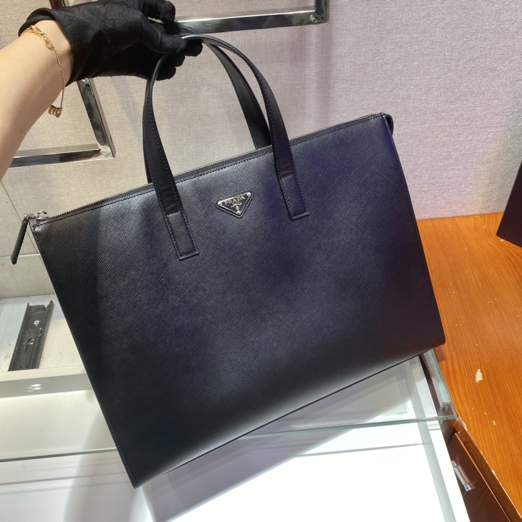 Prada Male Tote Bag M