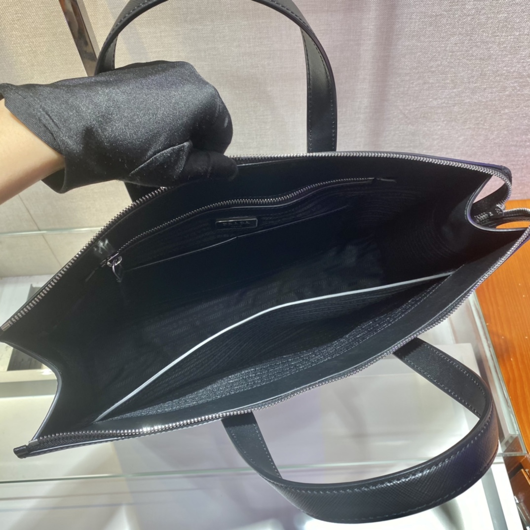 Prada Male Tote Bag M