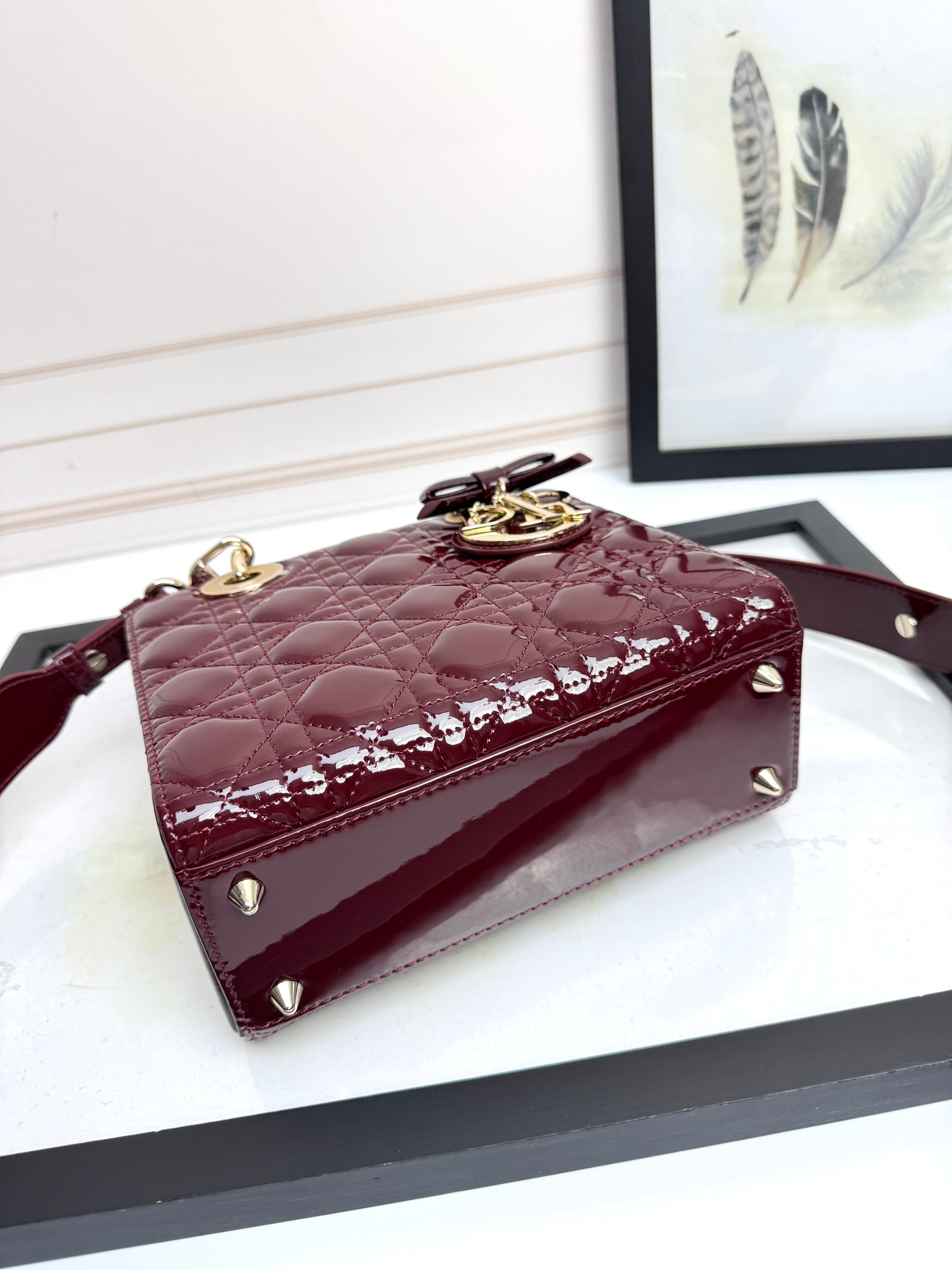 Dior Basic Bag Cow Leather M