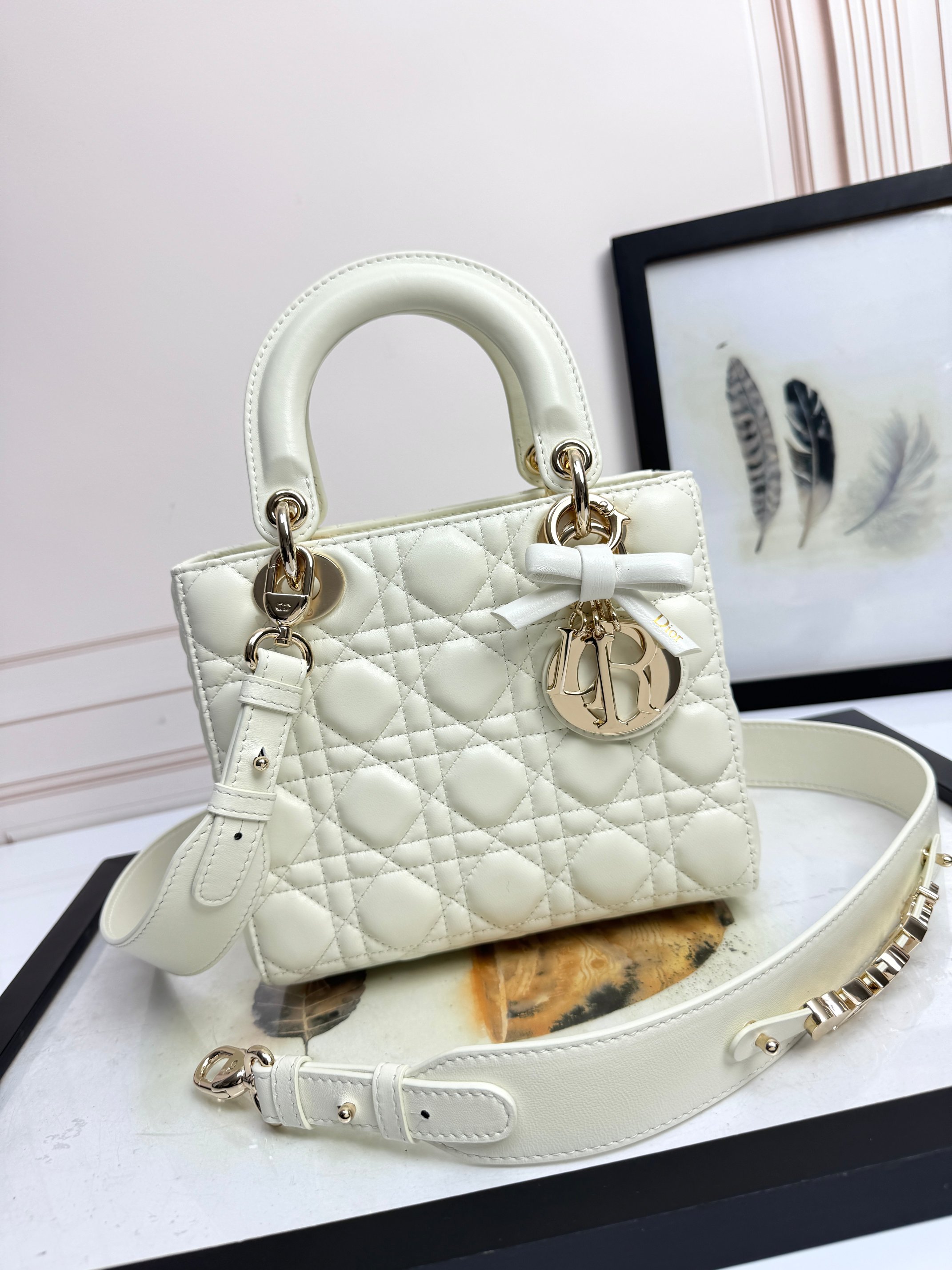 Dior Basic Bag Cow Leather White M