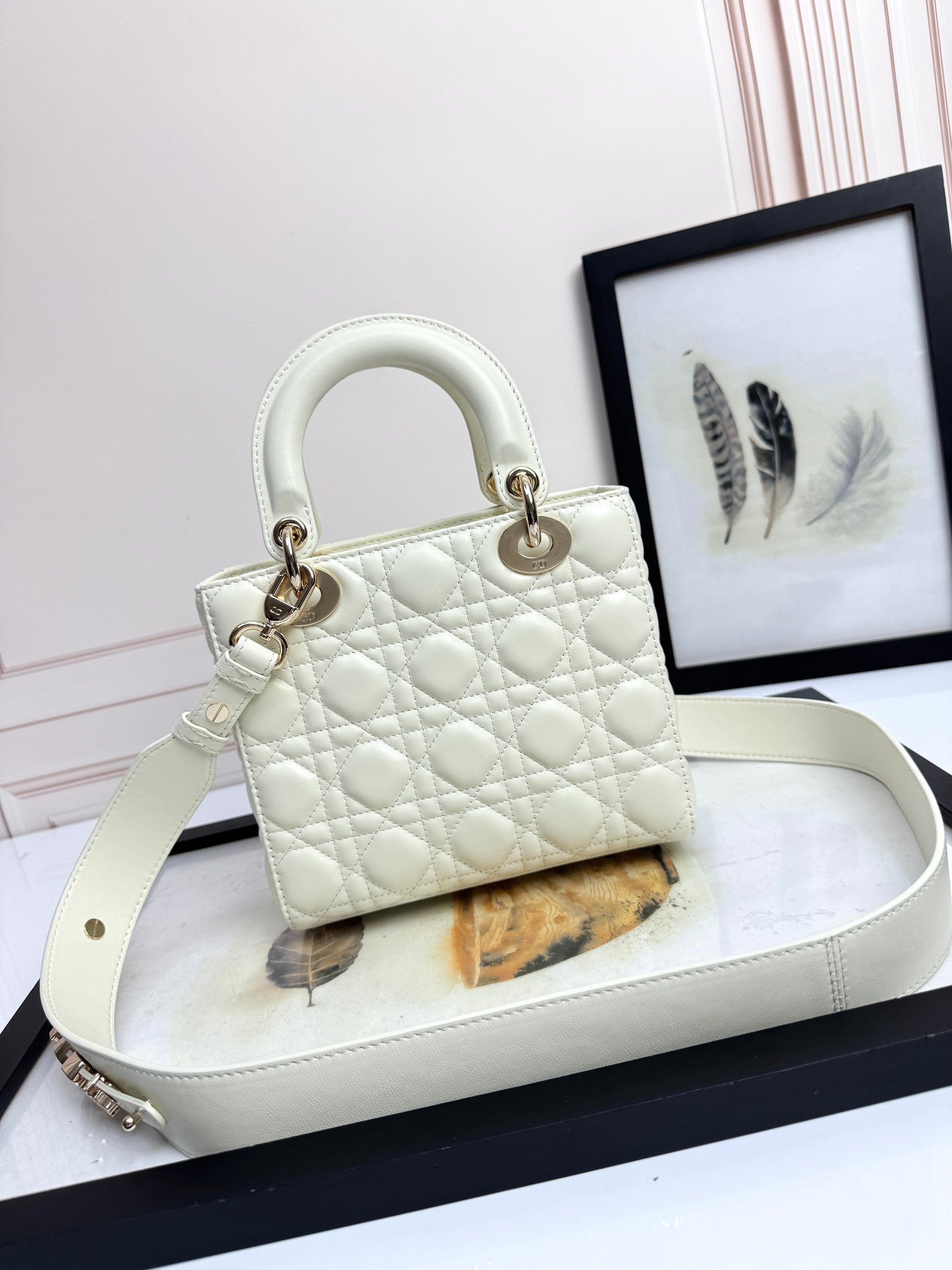 Dior Basic Bag Cow Leather White M