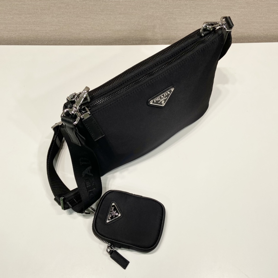 Prada Basic Bag Nylon M