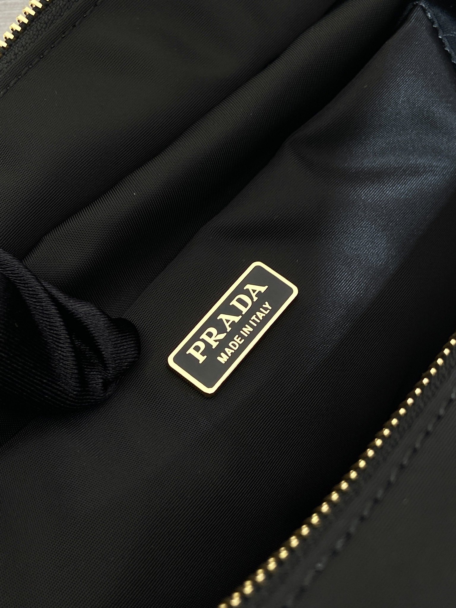 Prada Tote Bag Cow Leather 11cm