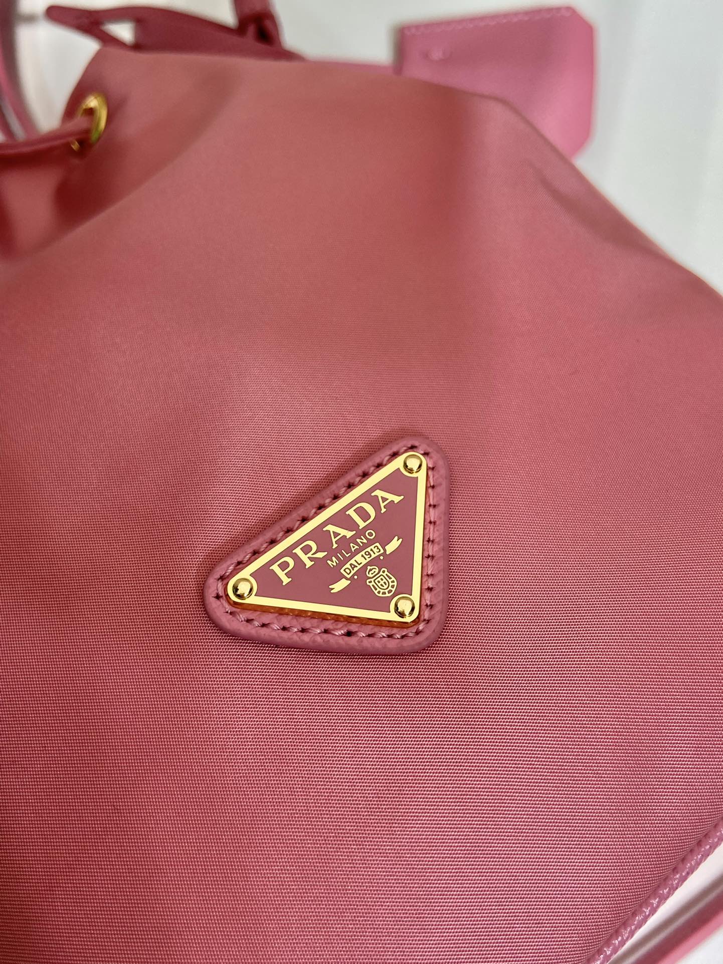 Prada Bucket Bag Cow Leather Gold 10cm