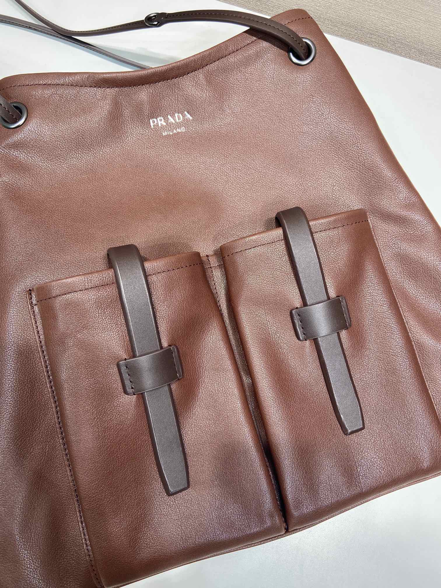 Prada Tote Bag Cow Leather 33cm