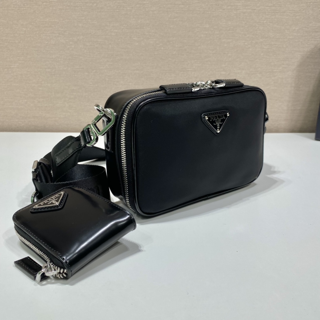 Prada Messenger Bag Cow Leather M