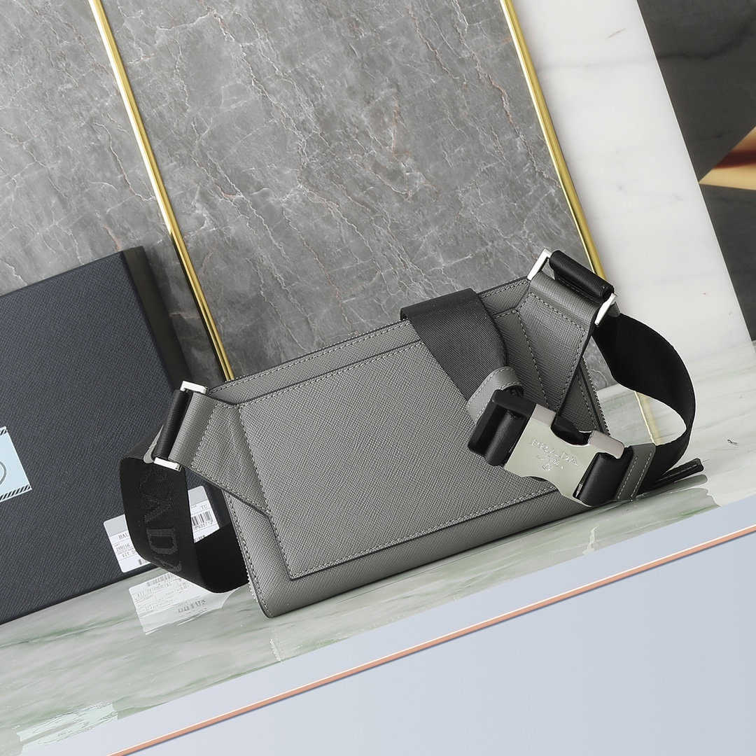 Prada Basic Bag Nylon M