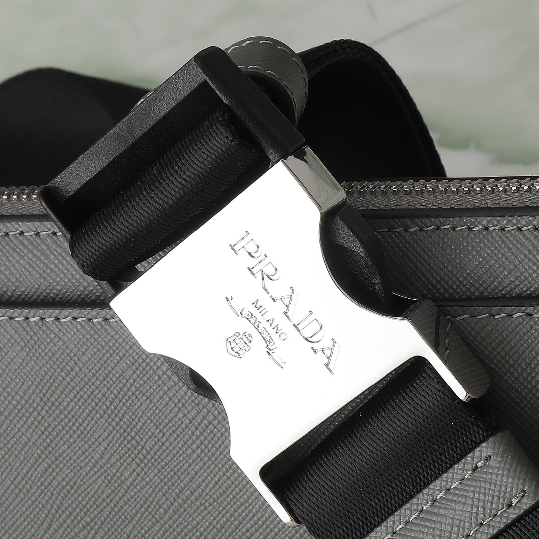 Prada Basic Bag Nylon M