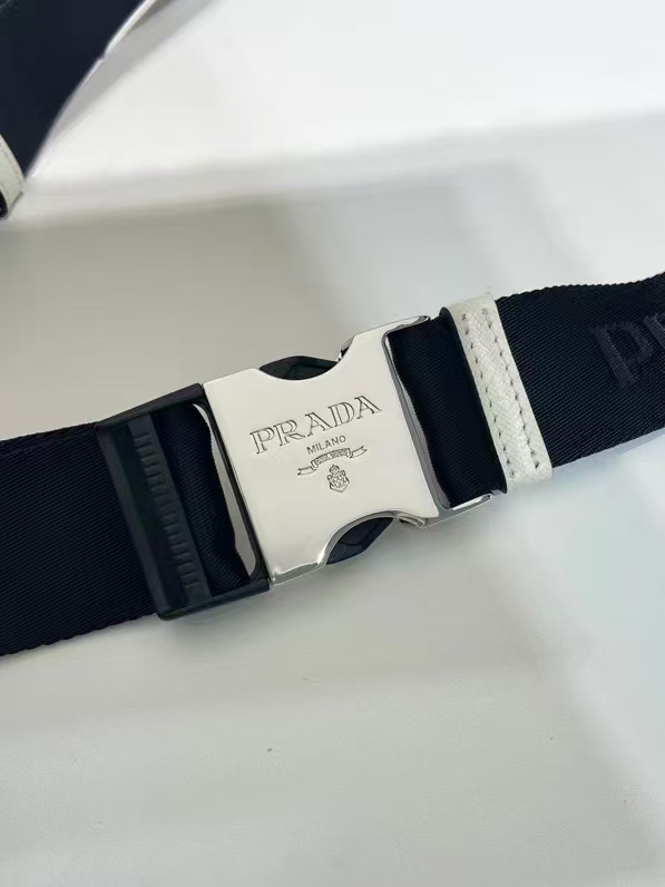 Prada Basic Bag Nylon M