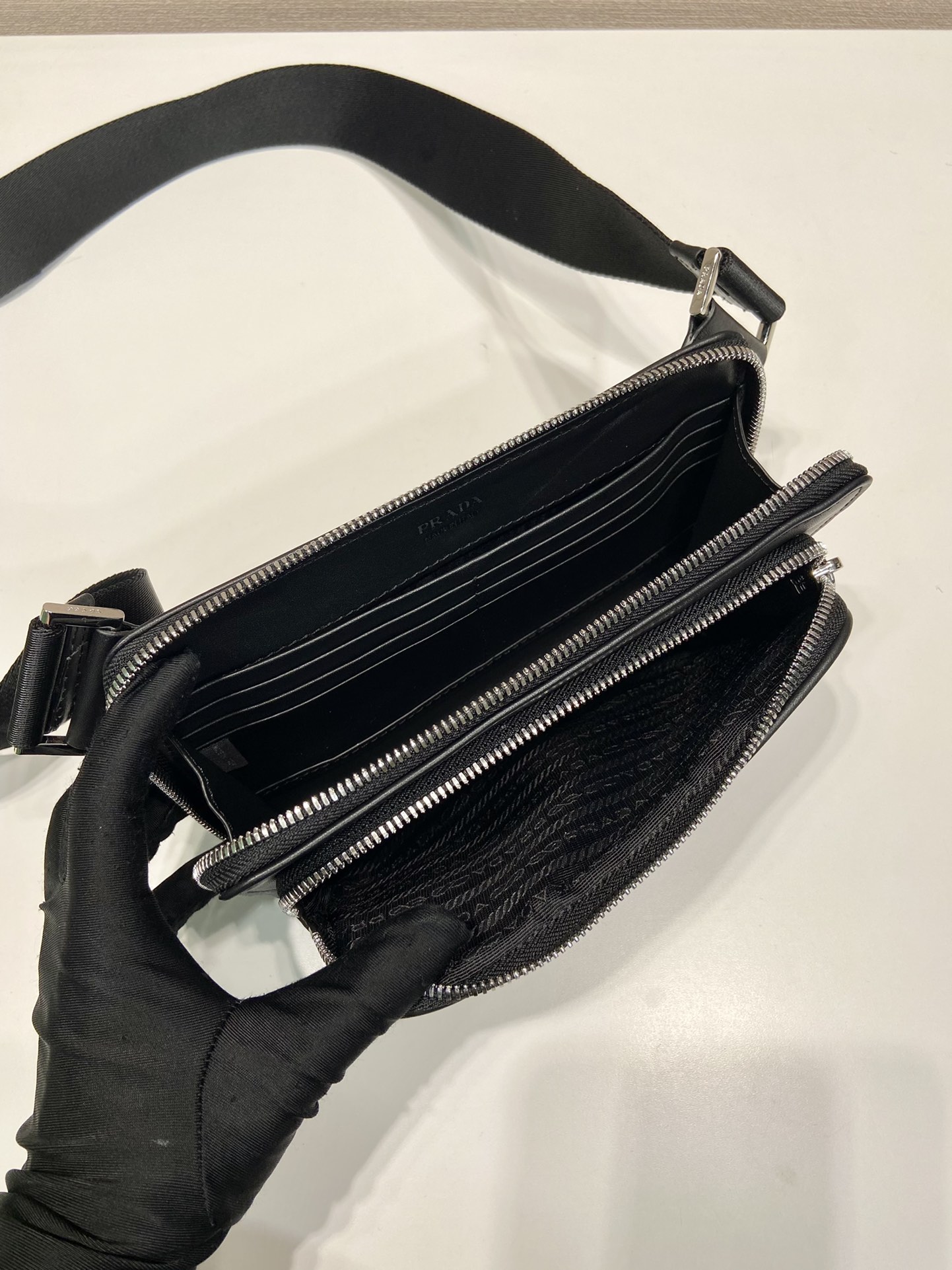 Prada Basic Bag Cow Leather M