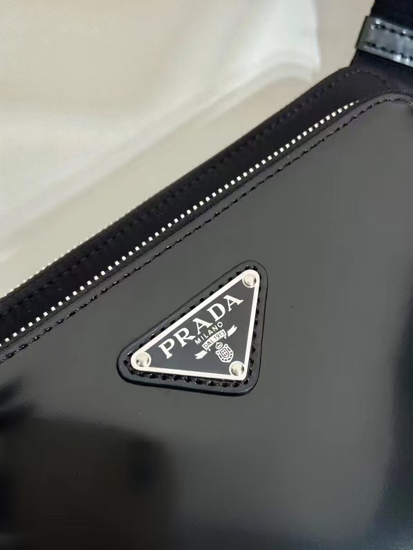 Prada Basic Bag Cow Leather M