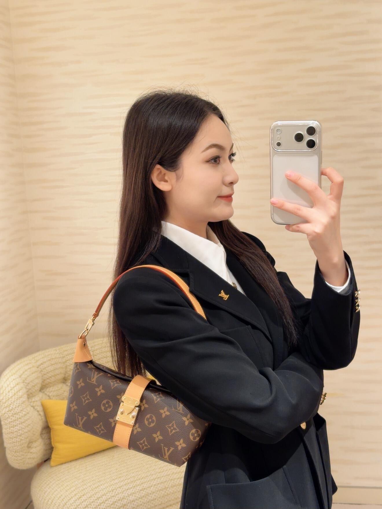 Basic Bag M