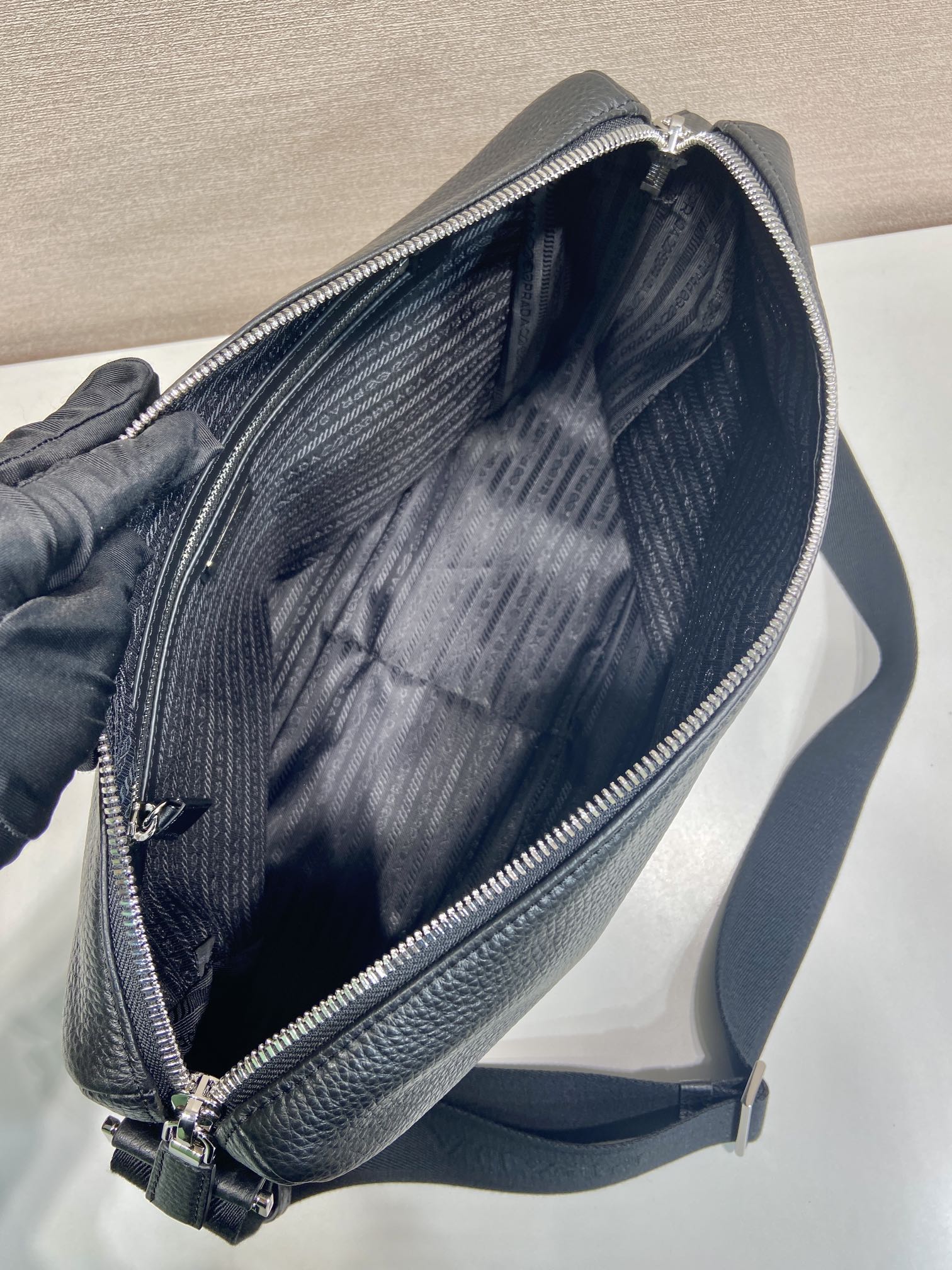 Prada Messenger Bag Nylon 14cm