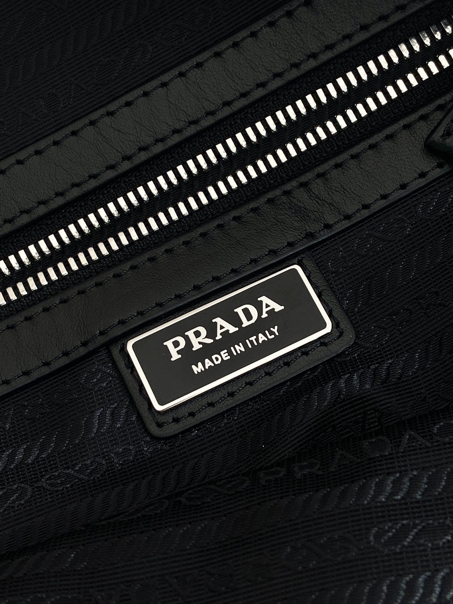 Prada Messenger Bag Nylon 14cm