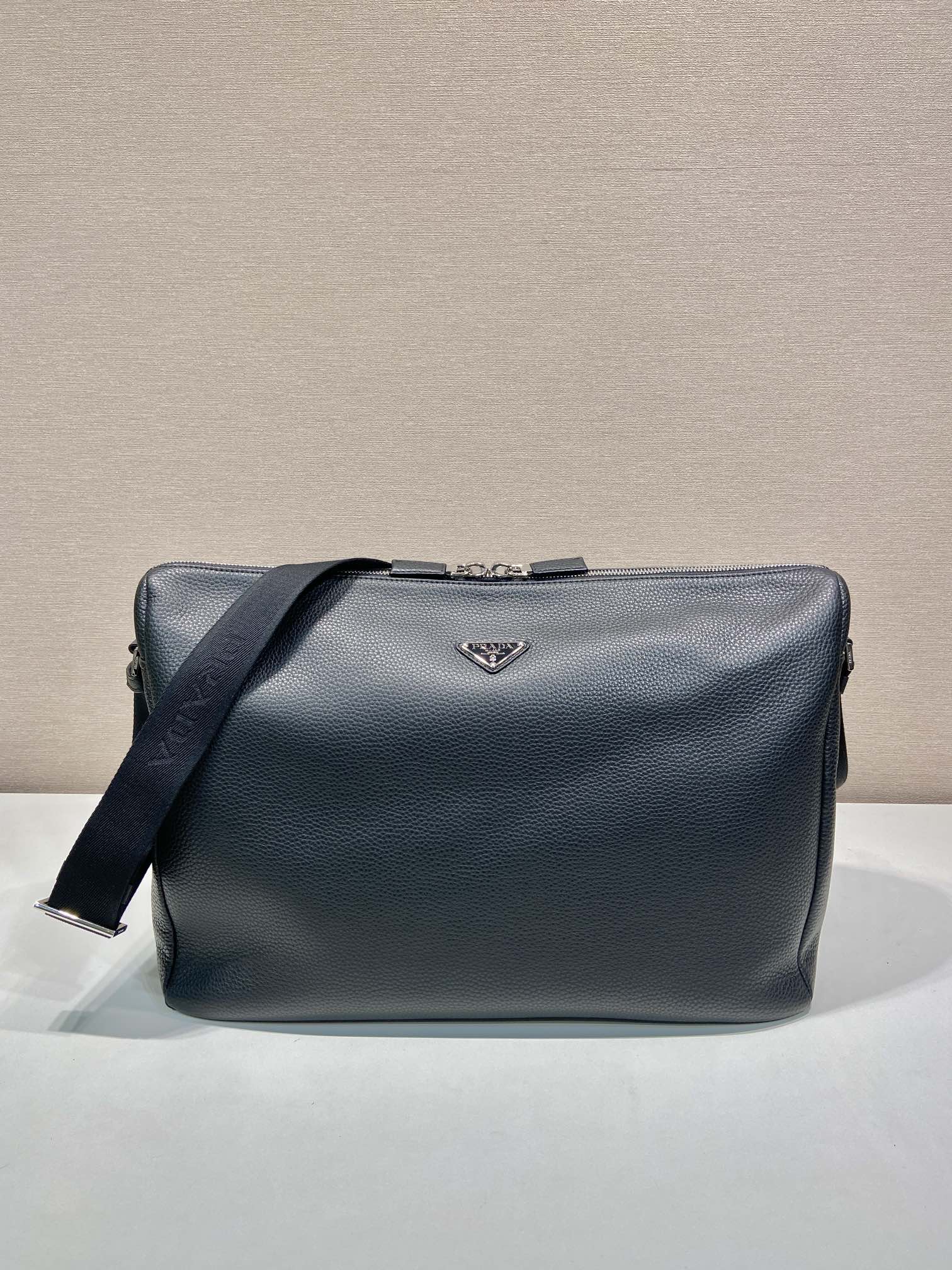 Prada Messenger Bag Nylon 18cm