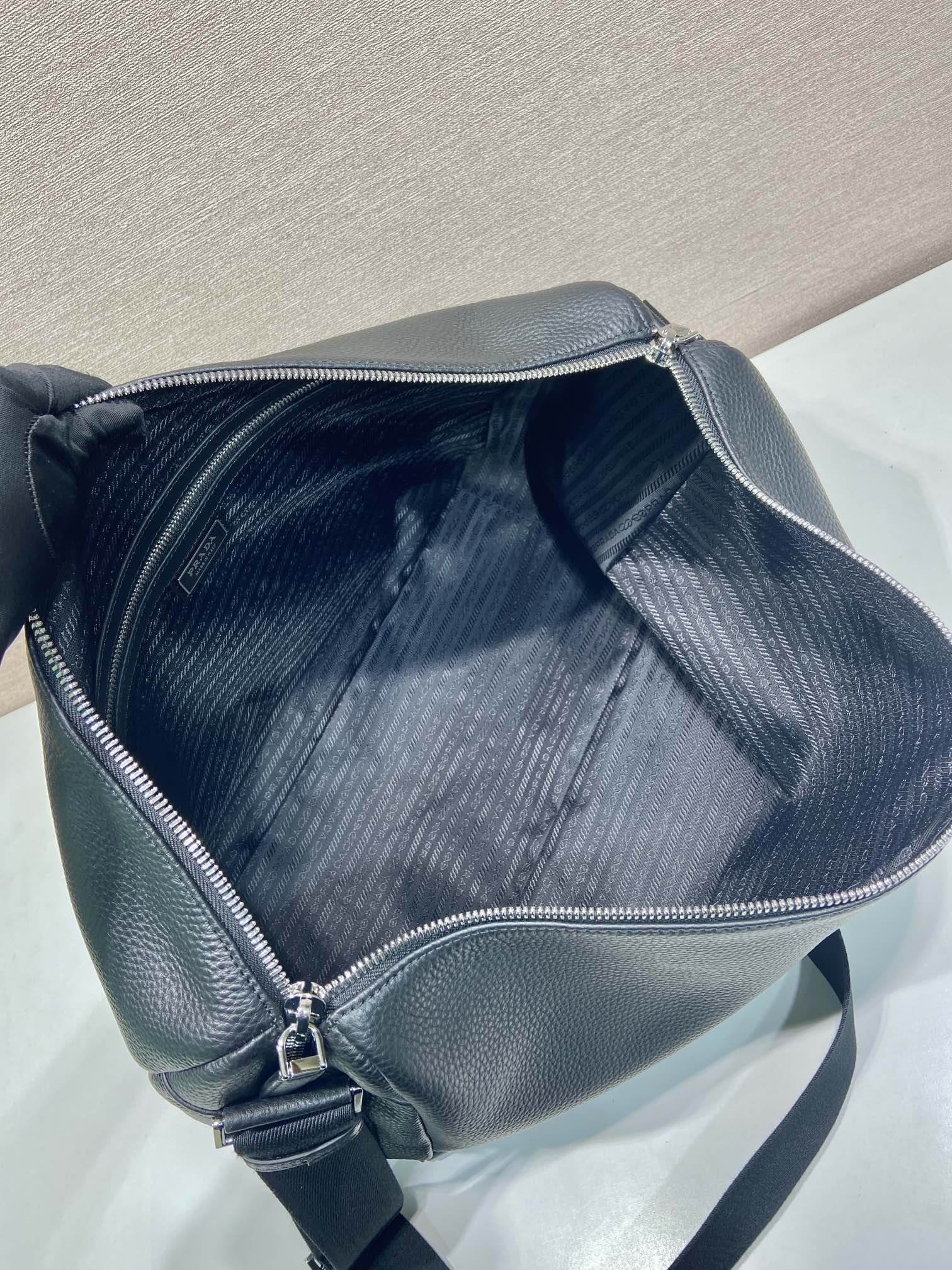 Prada Messenger Bag Nylon 18cm
