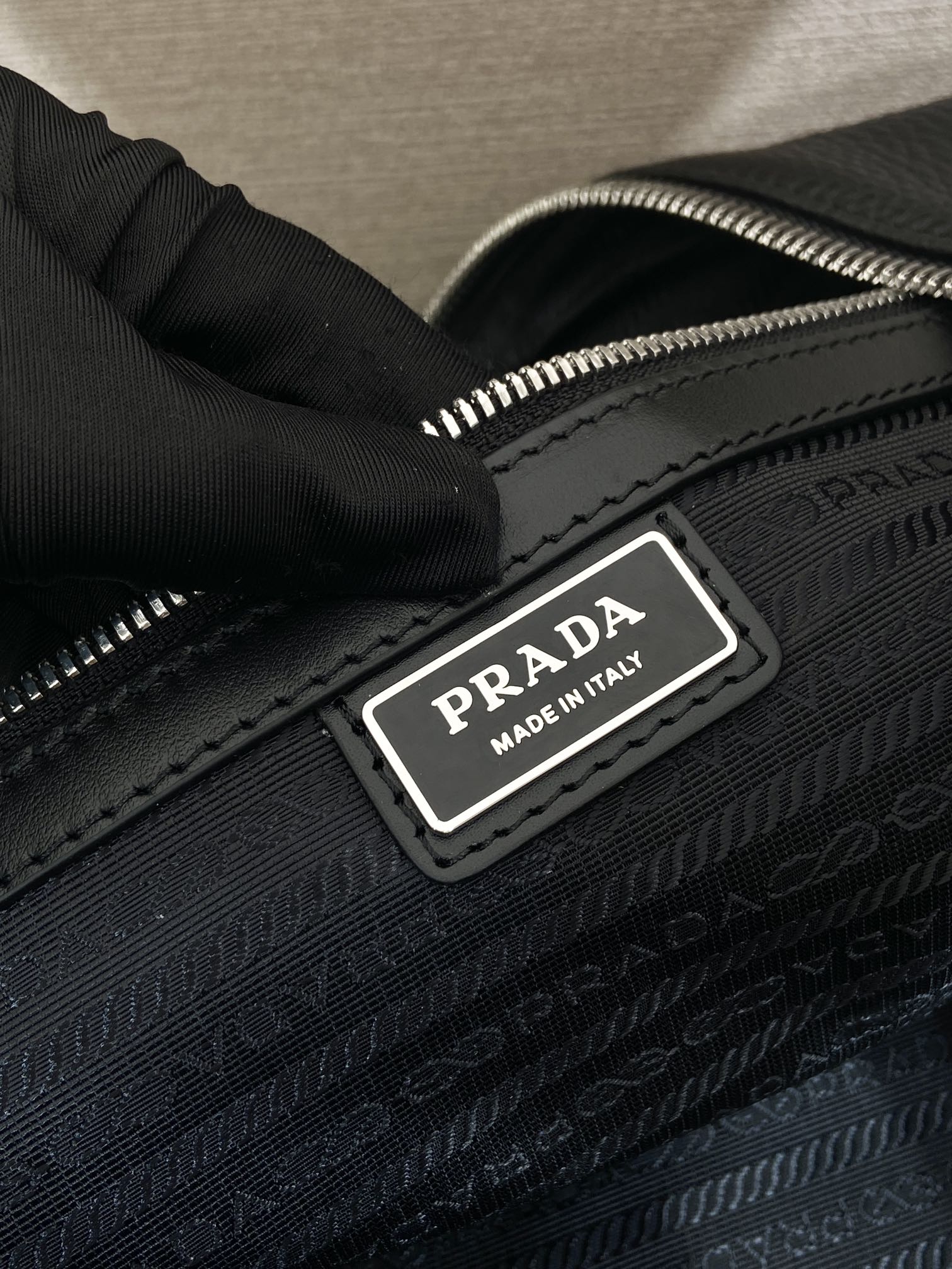 Prada Messenger Bag Nylon 18cm