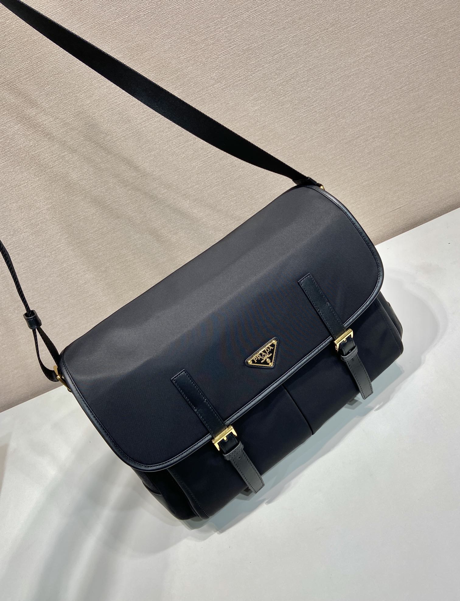 Messenger Bag Cow Leather 13cm