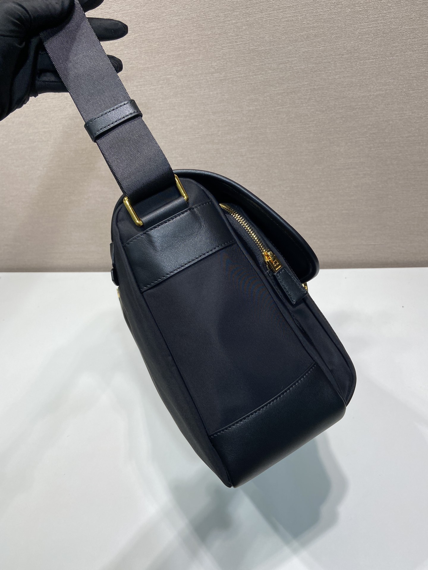 Messenger Bag Cow Leather 13cm