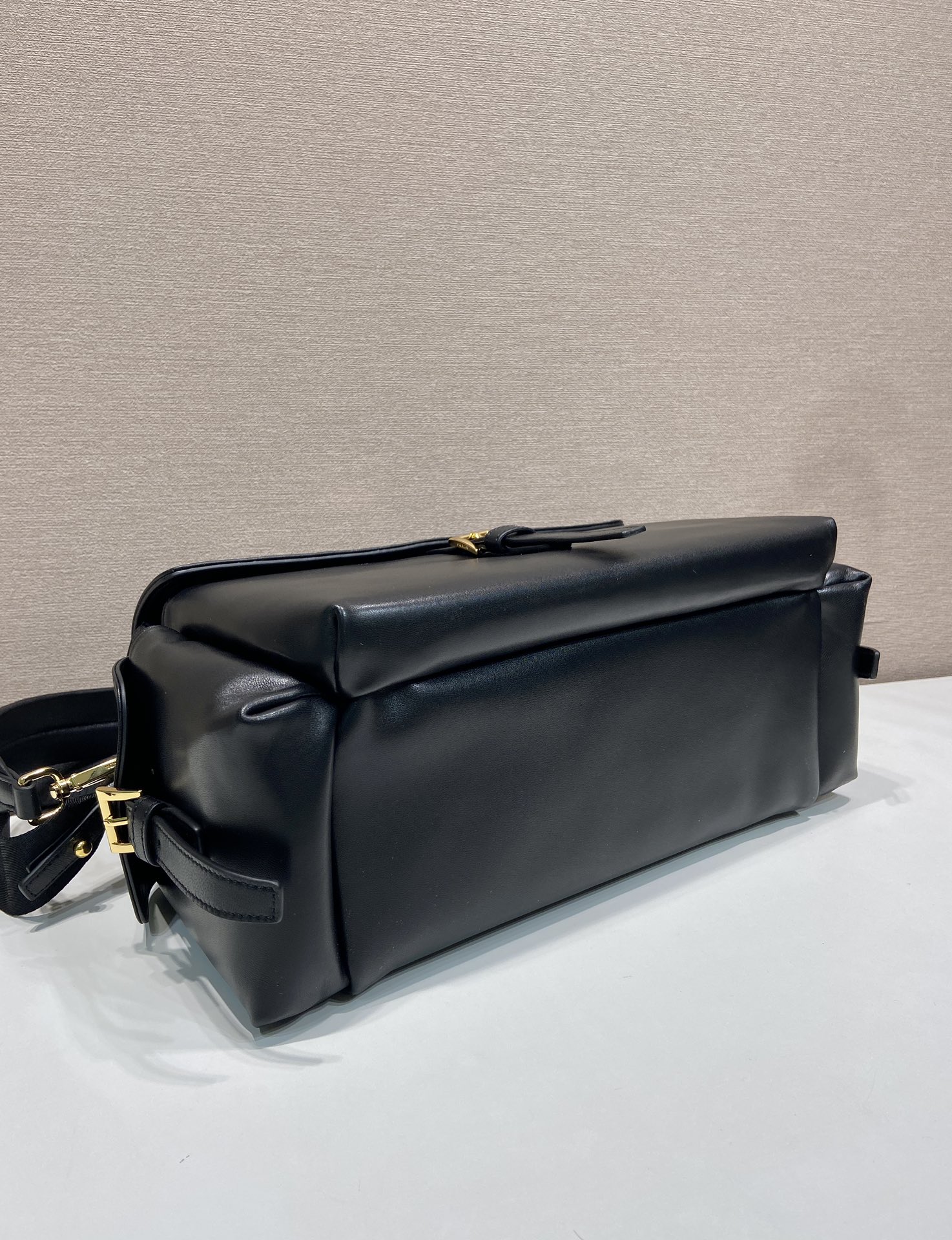 Messenger Bag Sheepskin 12cm