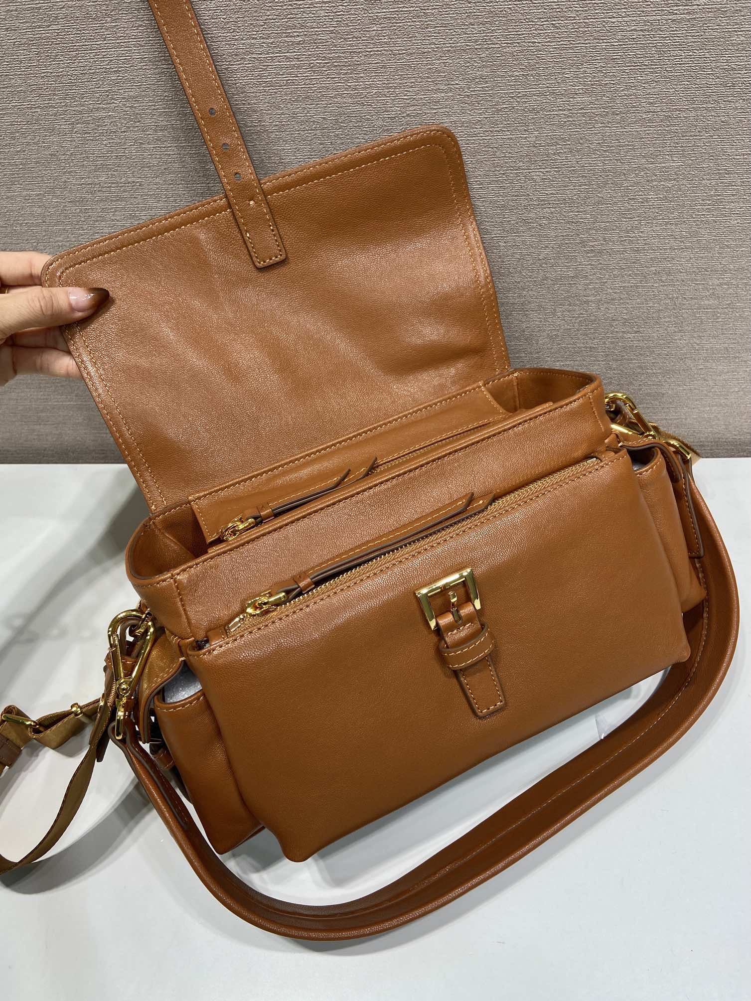 Messenger Bag Sheepskin 10cm