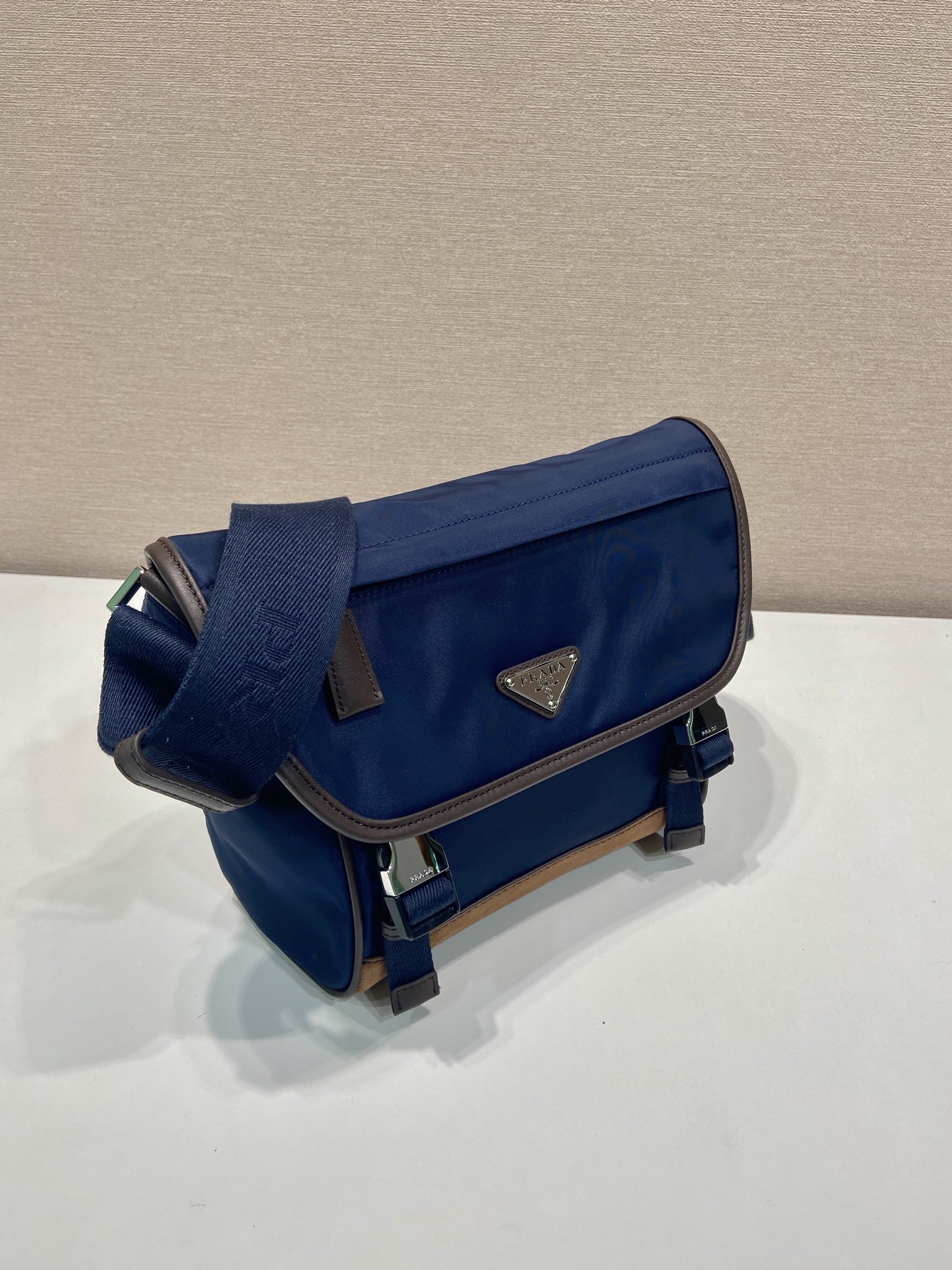 Prada Messenger Bag Cow Leather 10cm