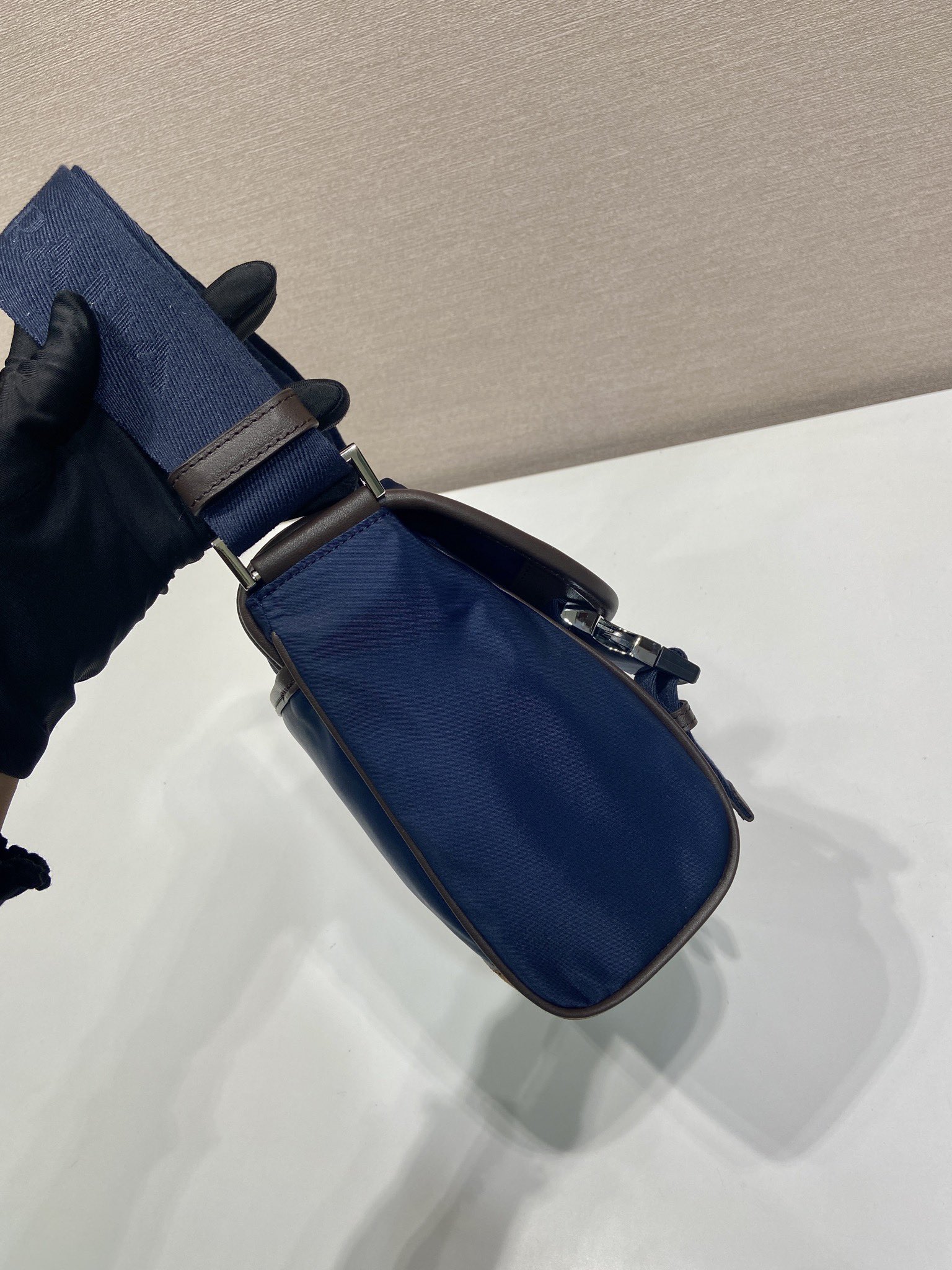 Prada Messenger Bag Cow Leather 10cm