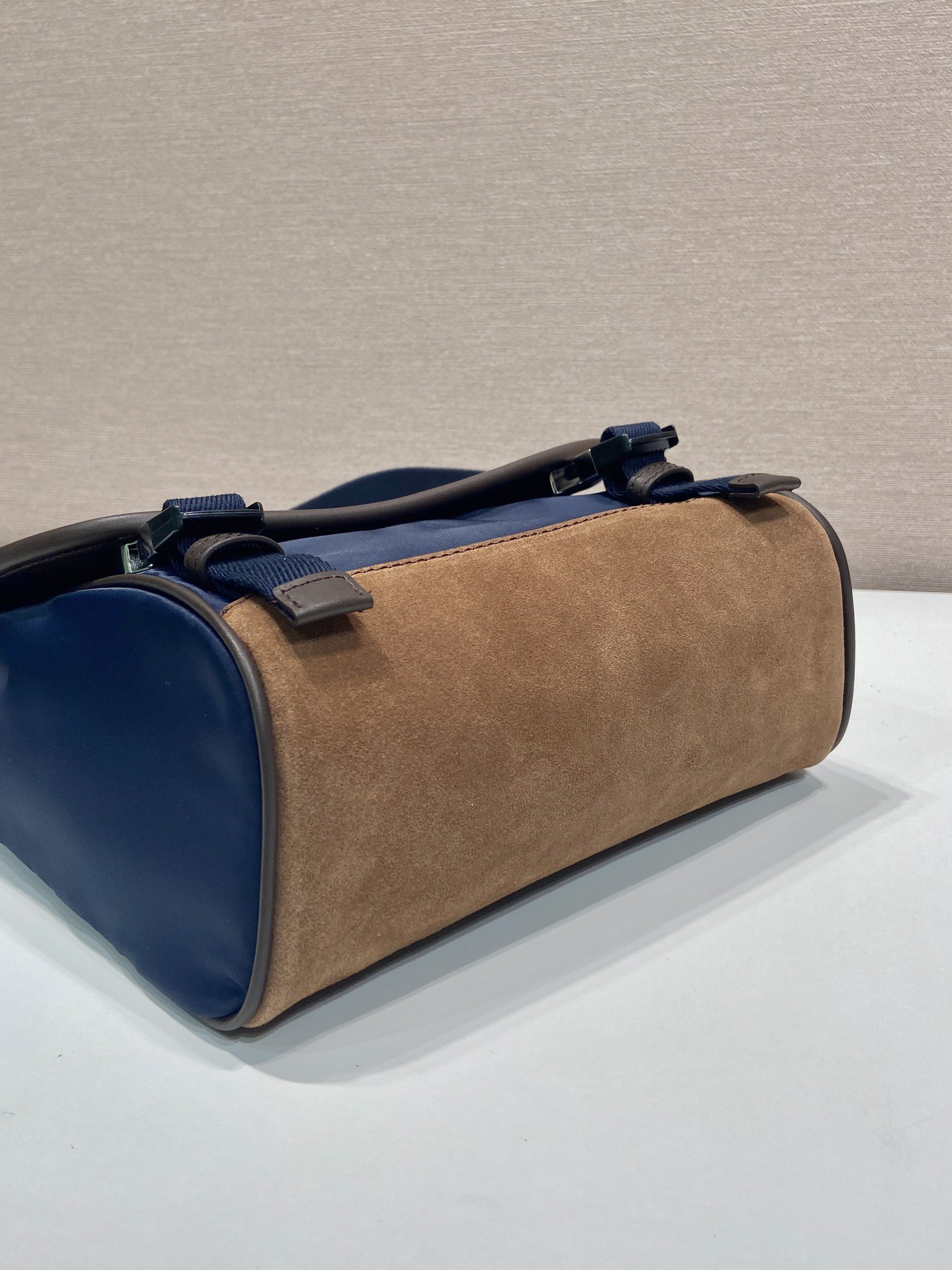 Prada Messenger Bag Cow Leather 10cm