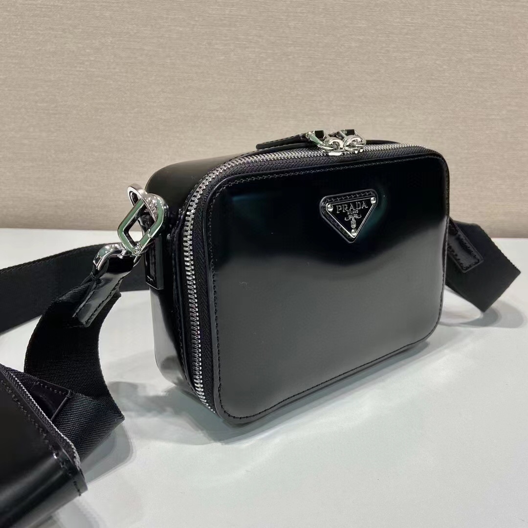 Prada Messenger Bag Nylon M