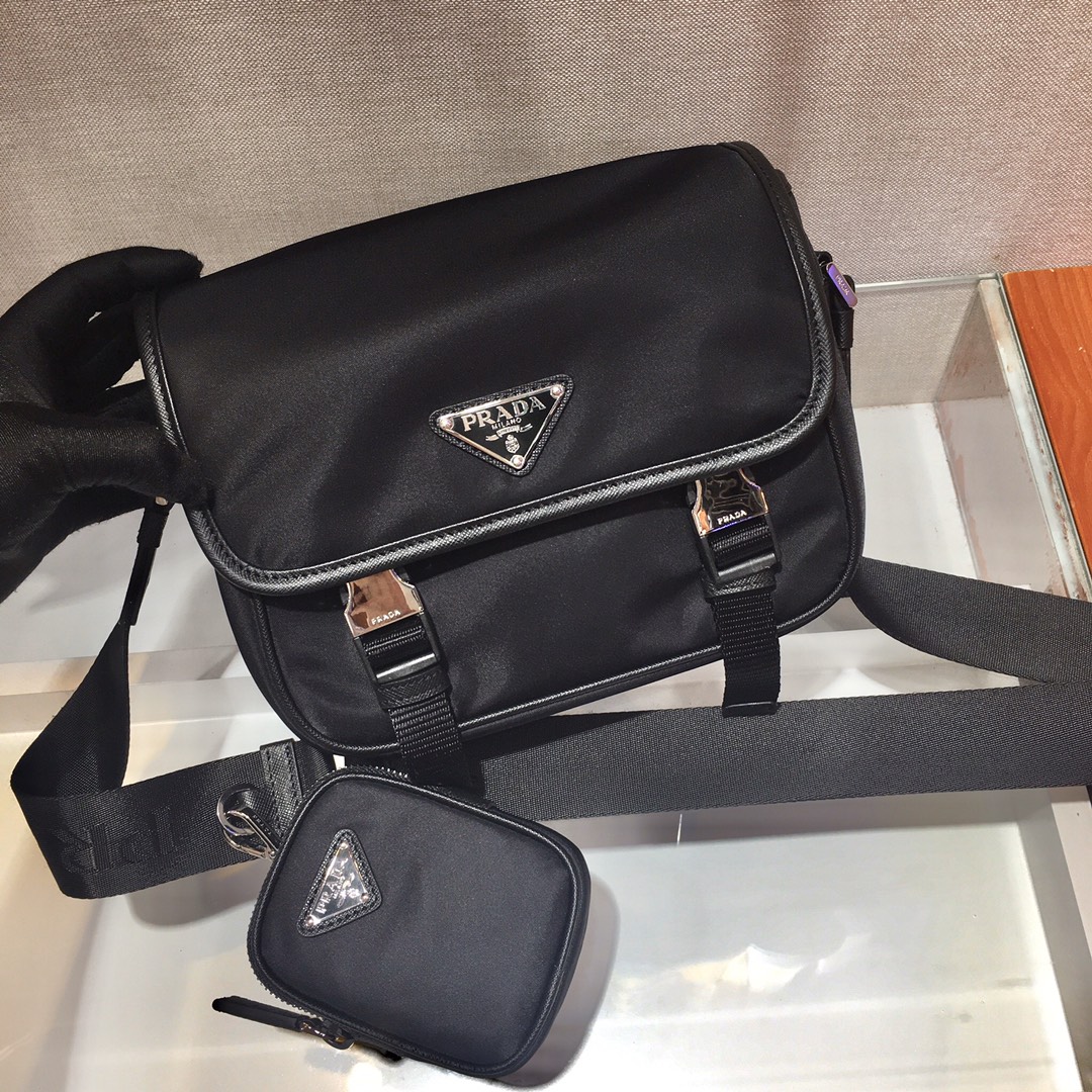Prada Messenger Bag Nylon M