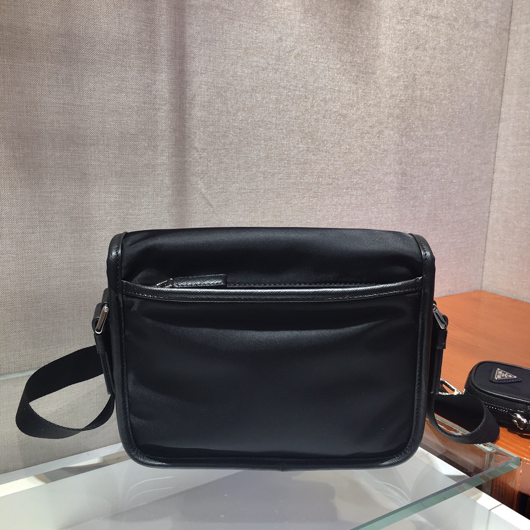 Prada Messenger Bag Nylon M