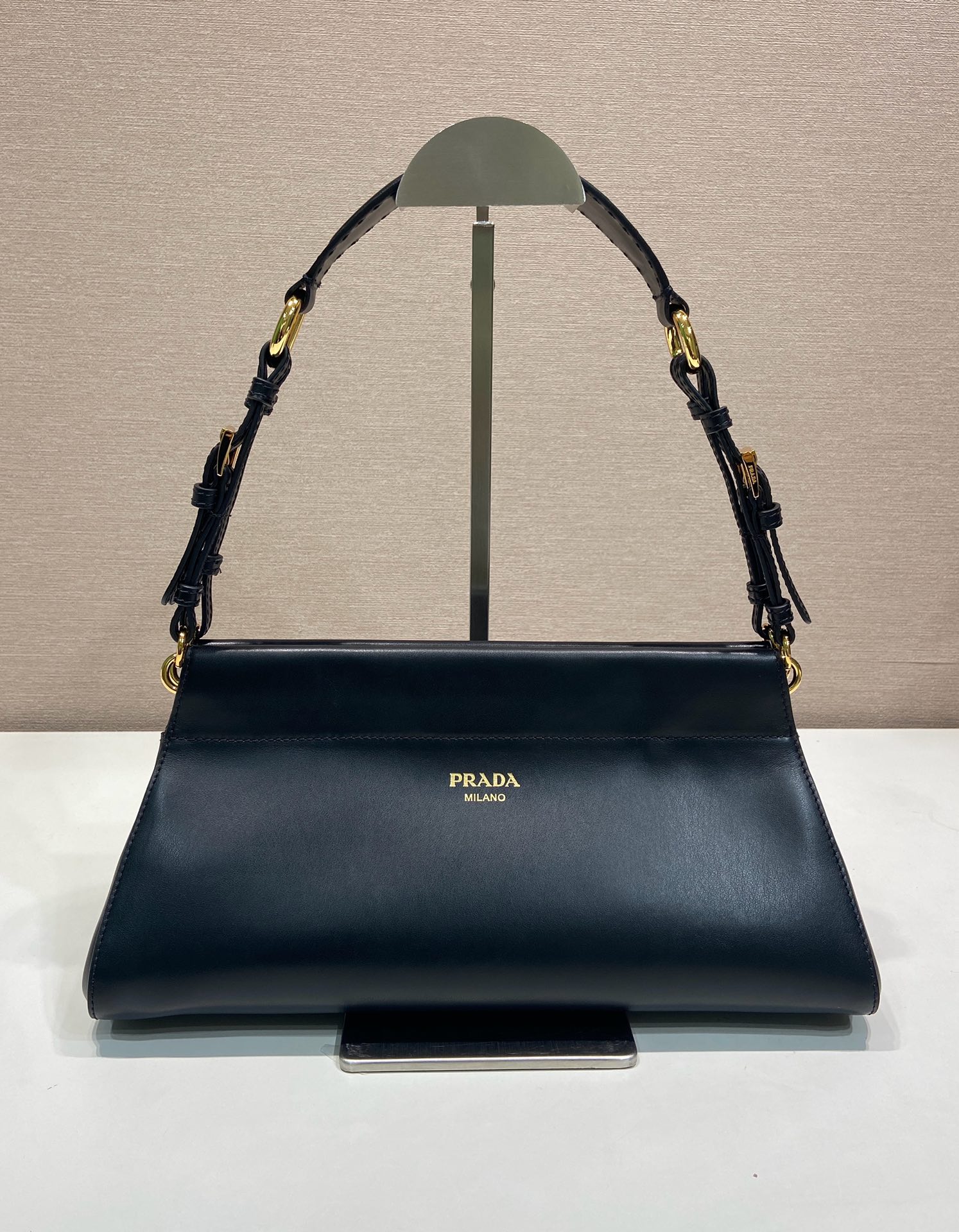 Prada Female Basic Bag 11cm