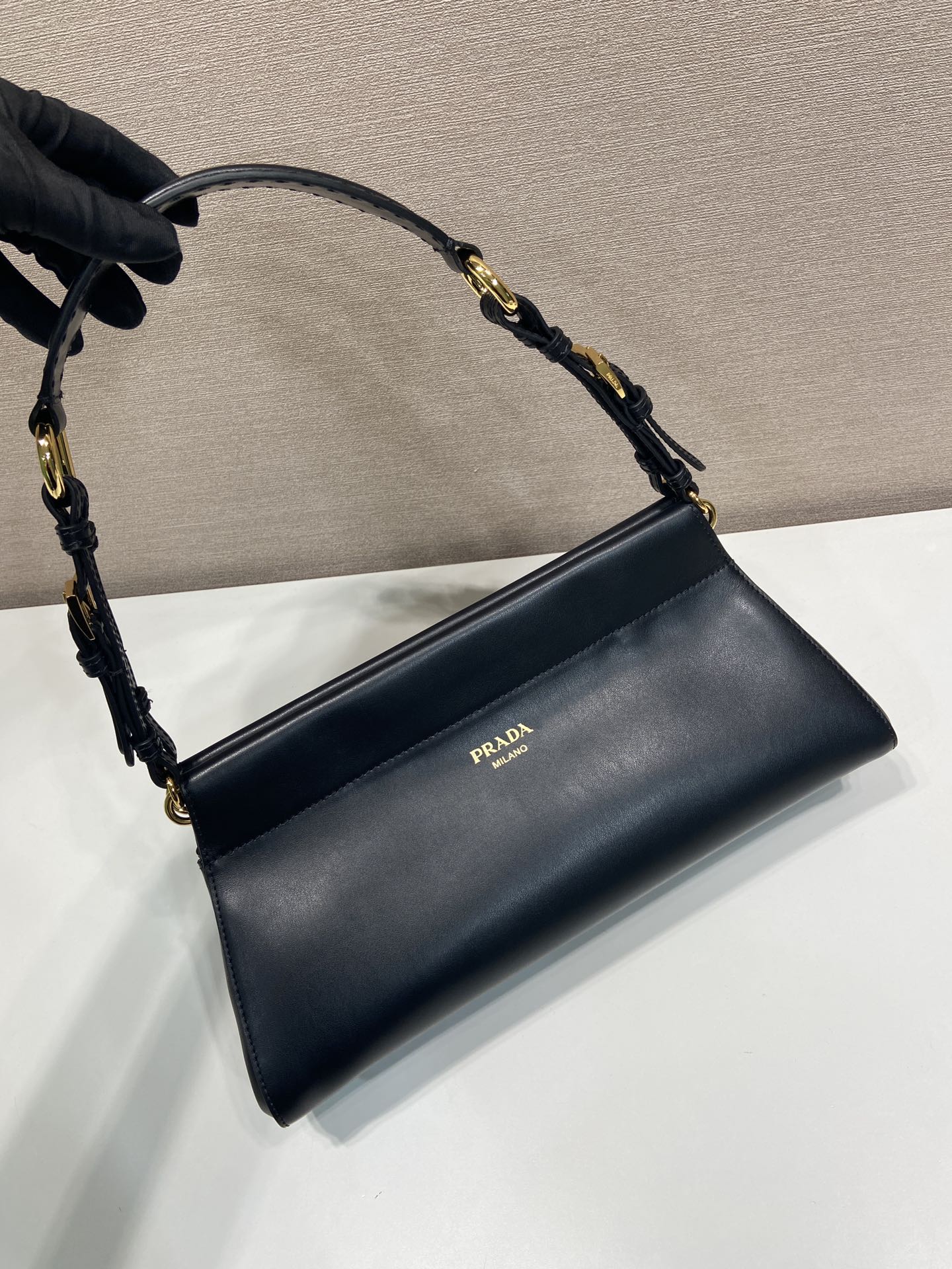 Prada Female Basic Bag 11cm