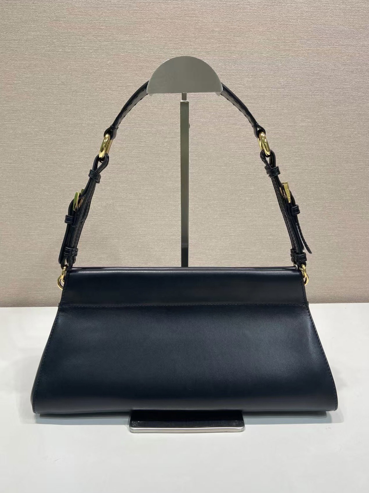 Prada Female Basic Bag 11cm