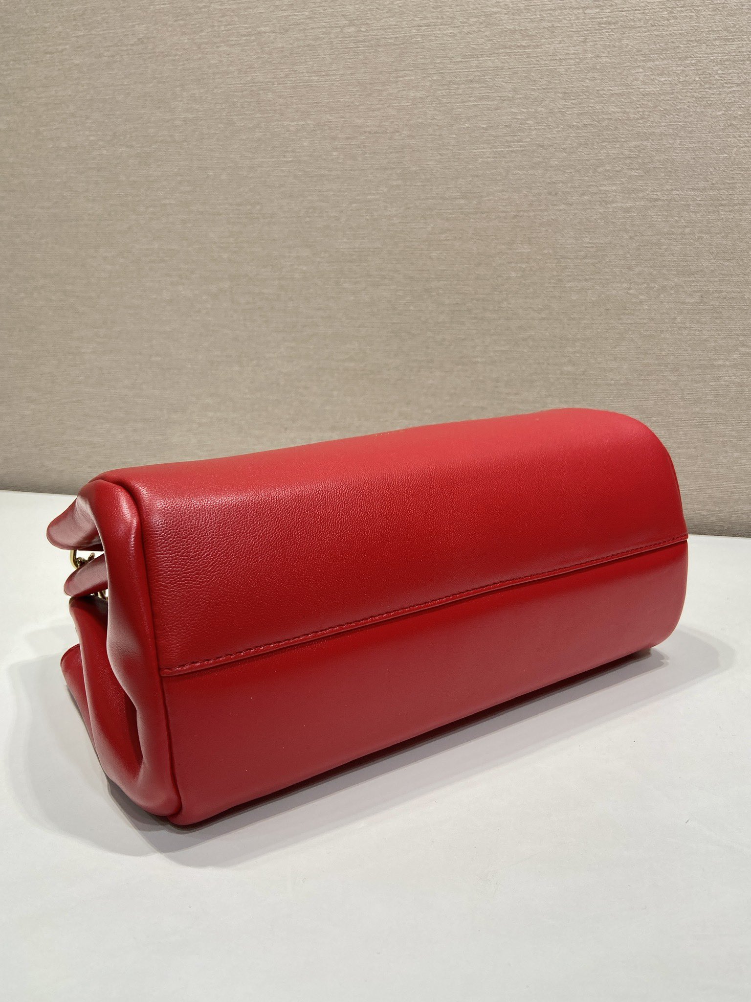 Prada Female Basic Bag 13cm-m-l