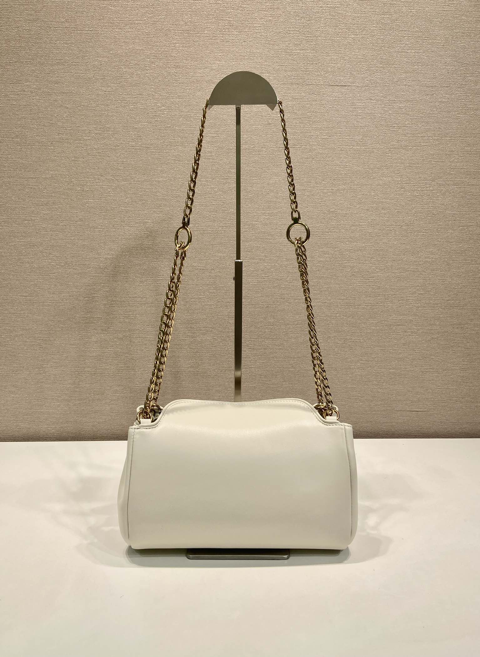 Prada Female Basic Bag 13cm-m-l