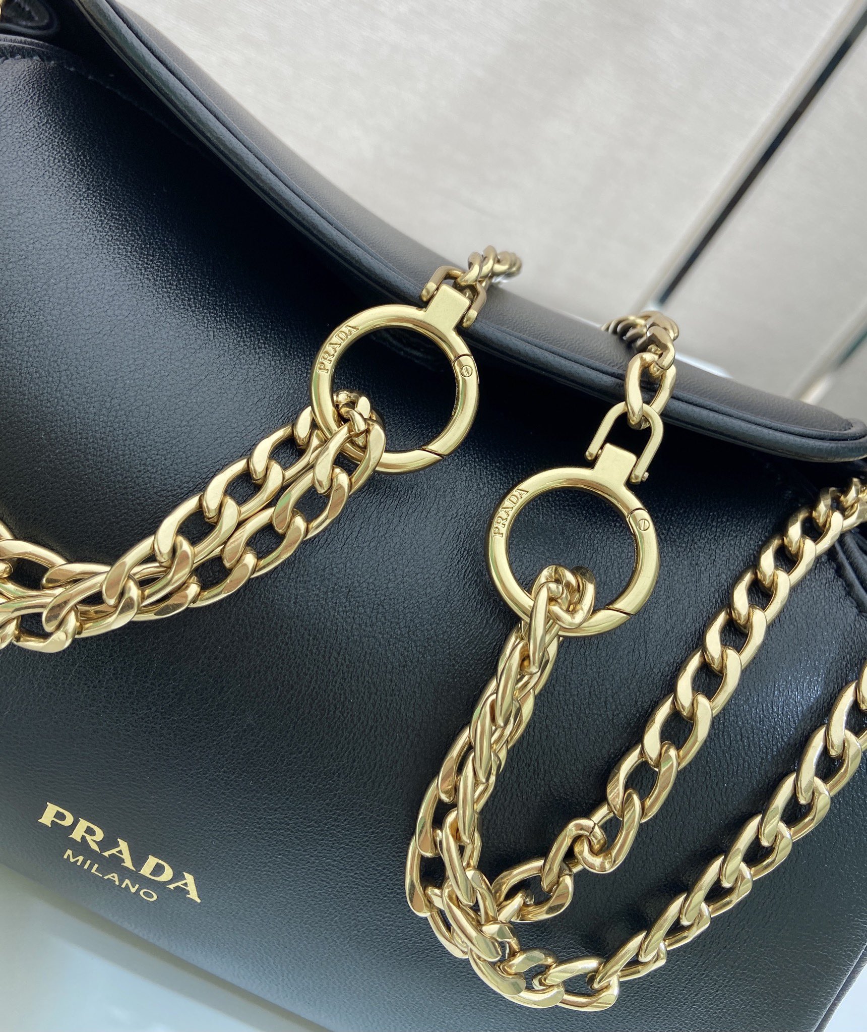 Prada Female Basic Bag 13cm-m-l