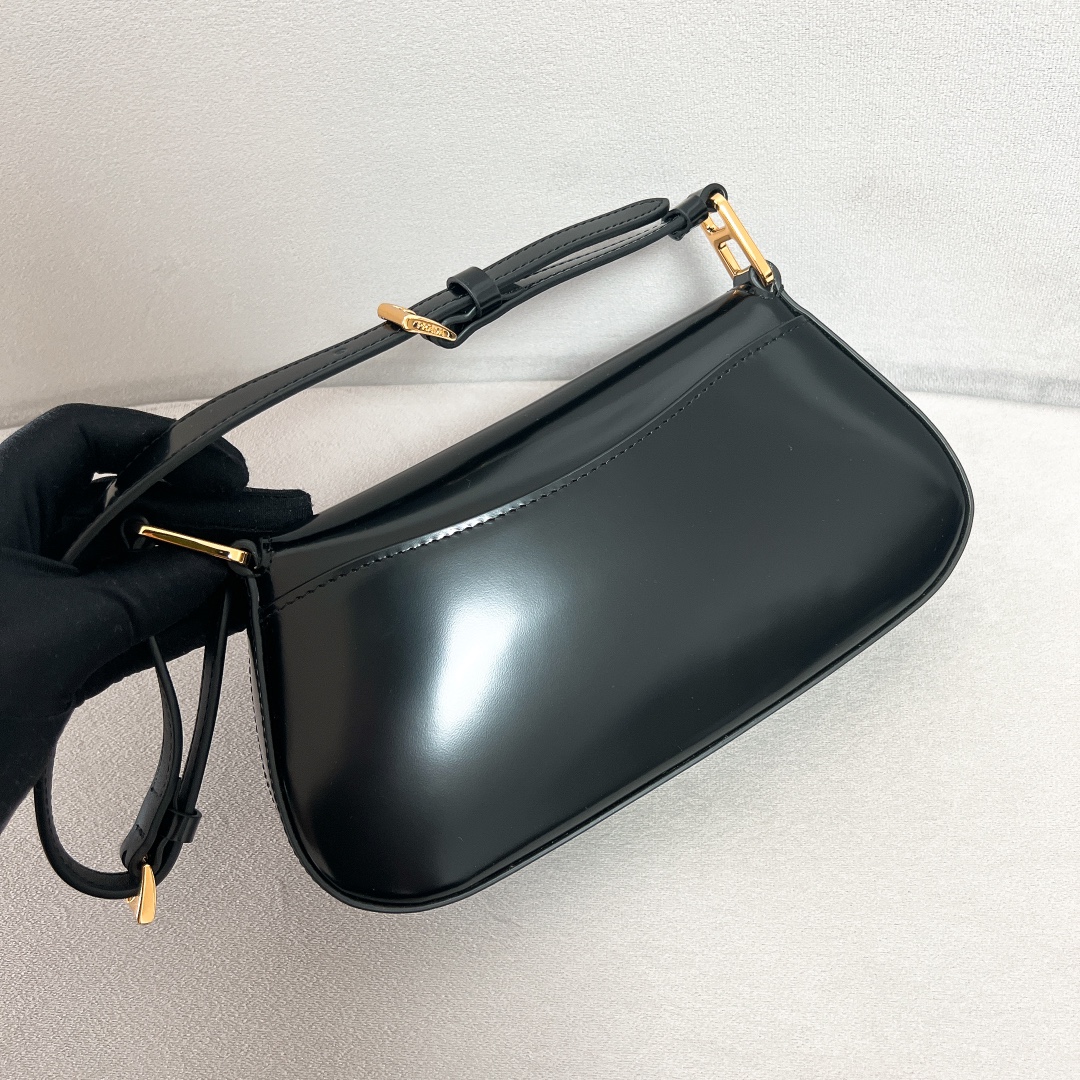 Shoulder Bag Cow Leather M-l-s