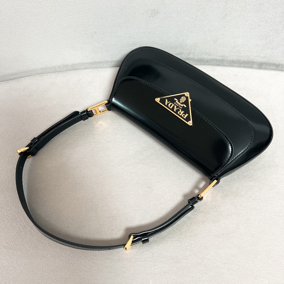 Shoulder Bag Cow Leather M-l-s