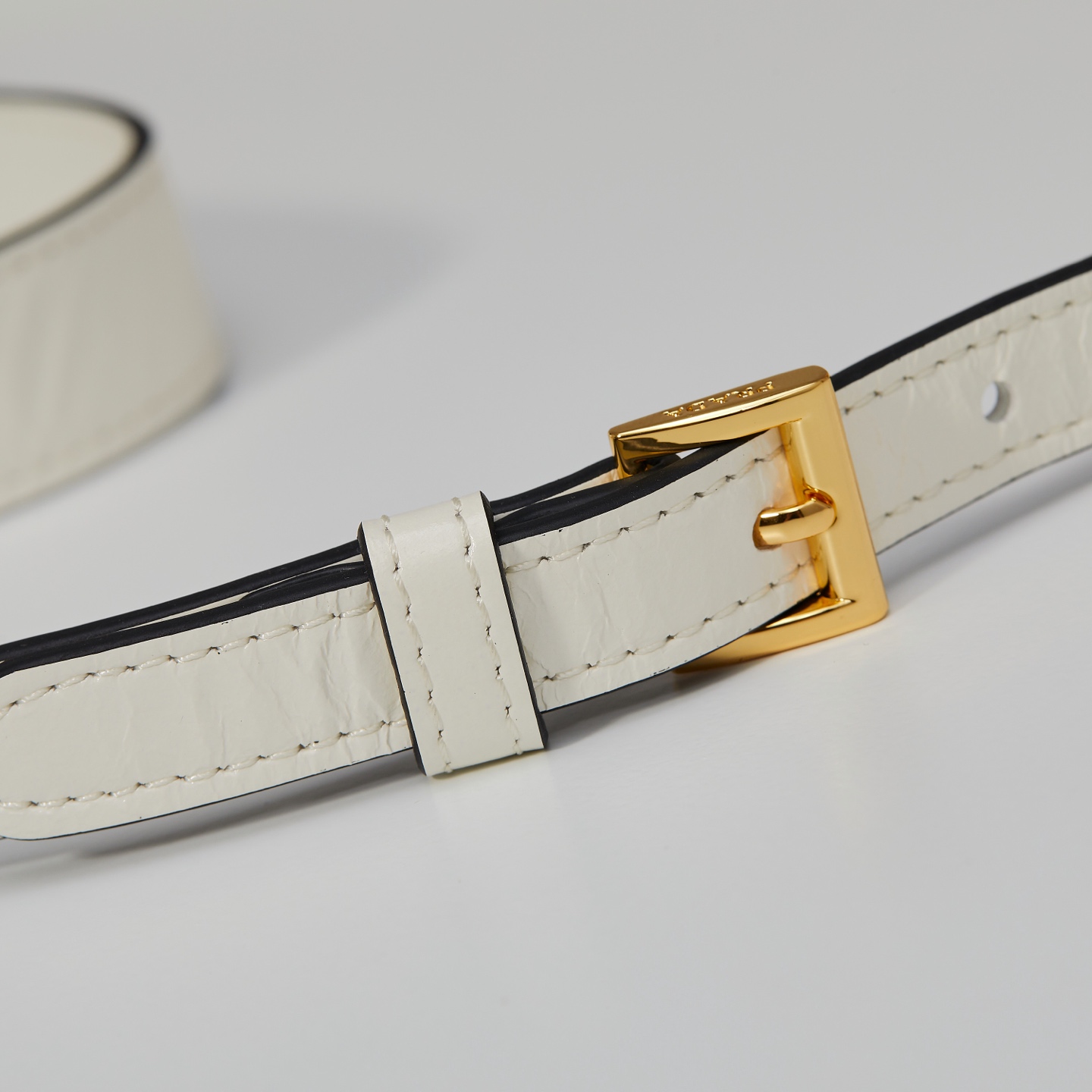 Prada Basic Bag Cow Leather White M-s