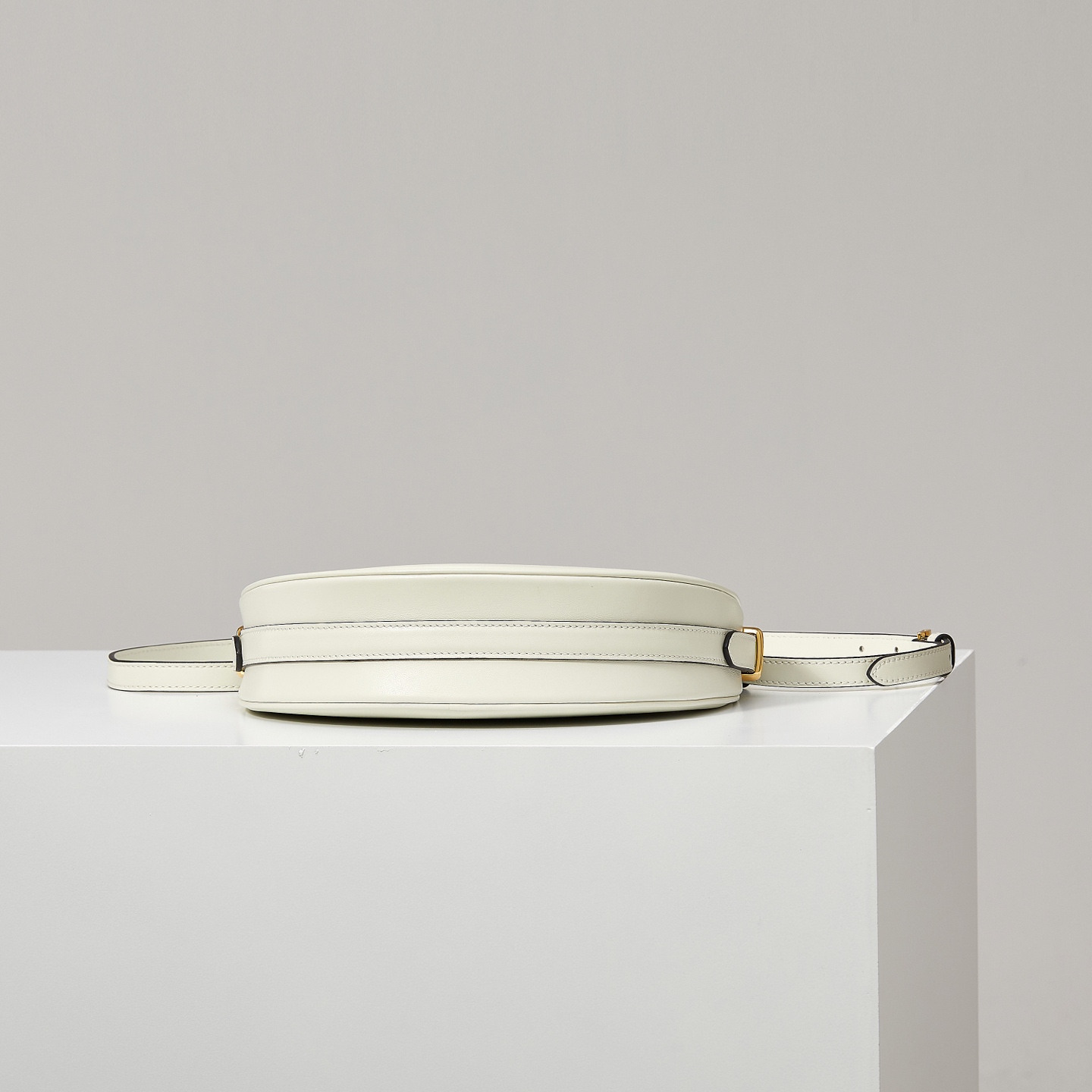 Prada Basic Bag White M-s