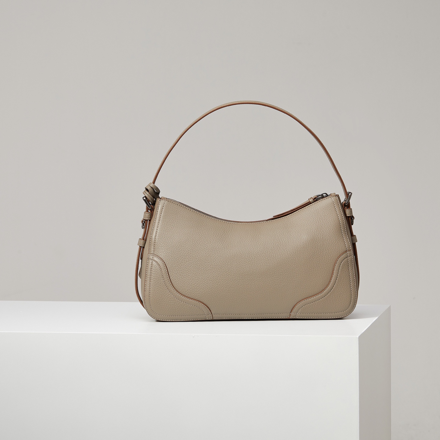 Prada Basic Bag Gray M-11cm-s