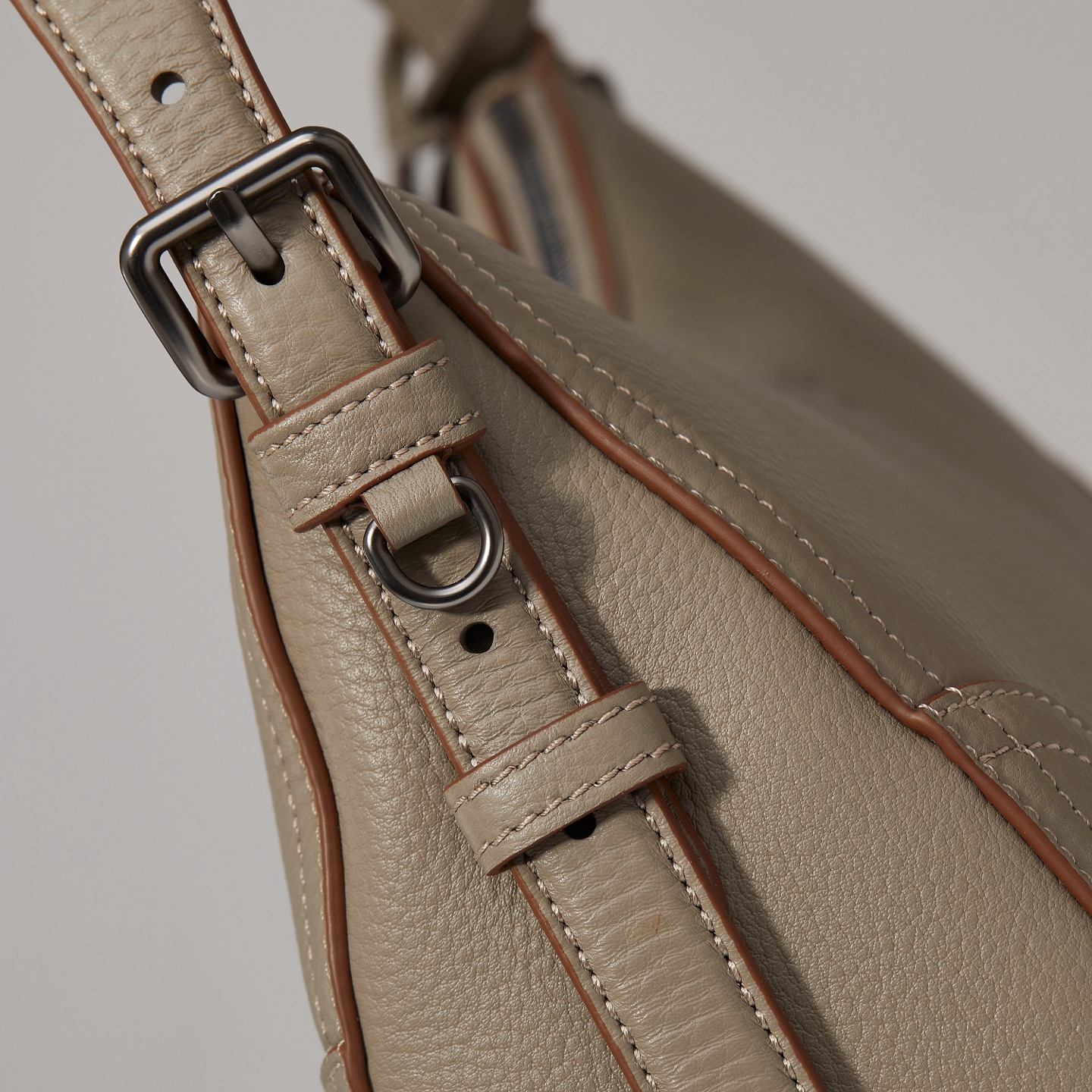 Prada Basic Bag Gray M-11cm-s