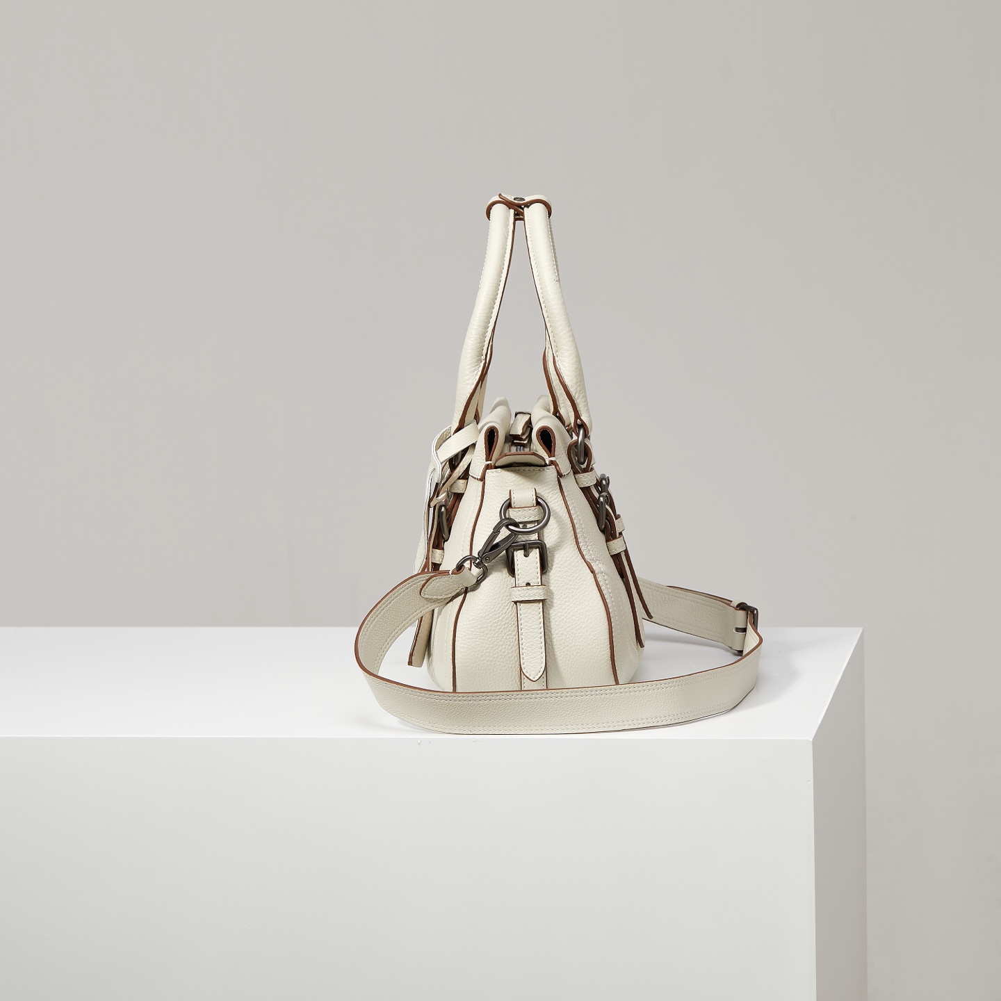 Prada Tote Bag White 11cm-s