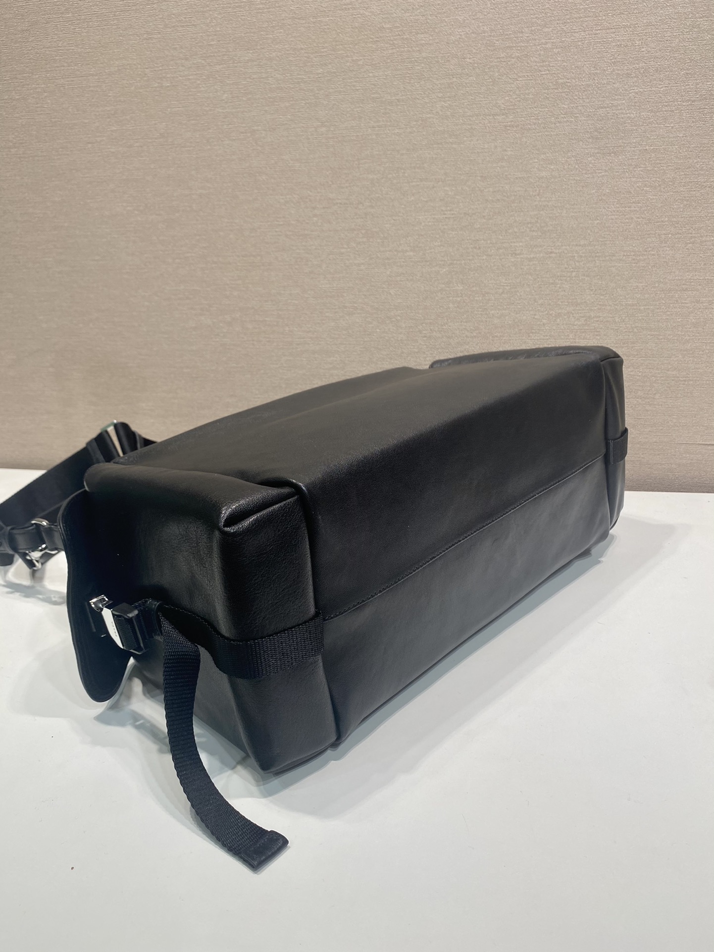 Prada Basic Bag Sheepskin 15cm-l